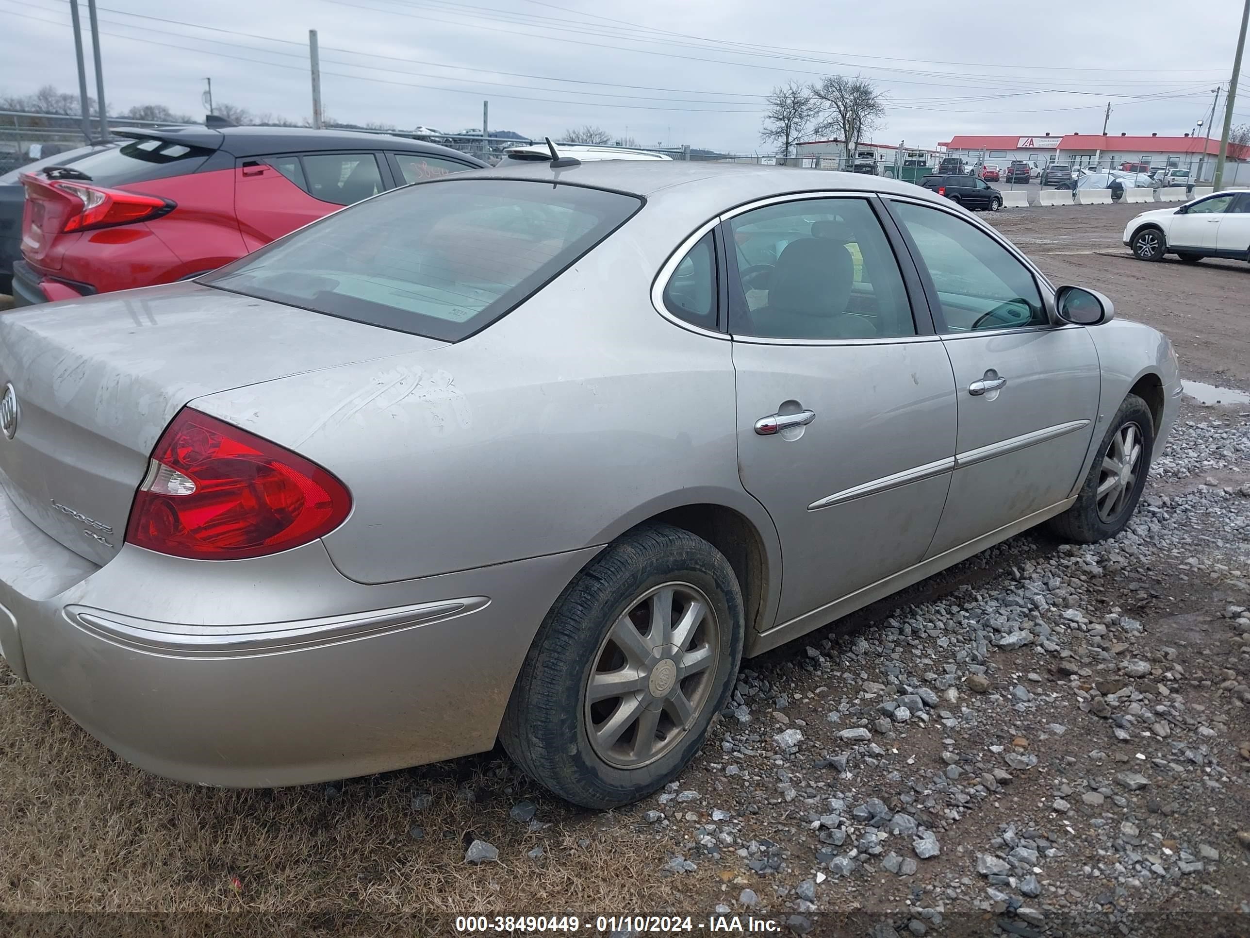 Photo 3 VIN: 2G4WD582061289861 - BUICK LACROSSE 