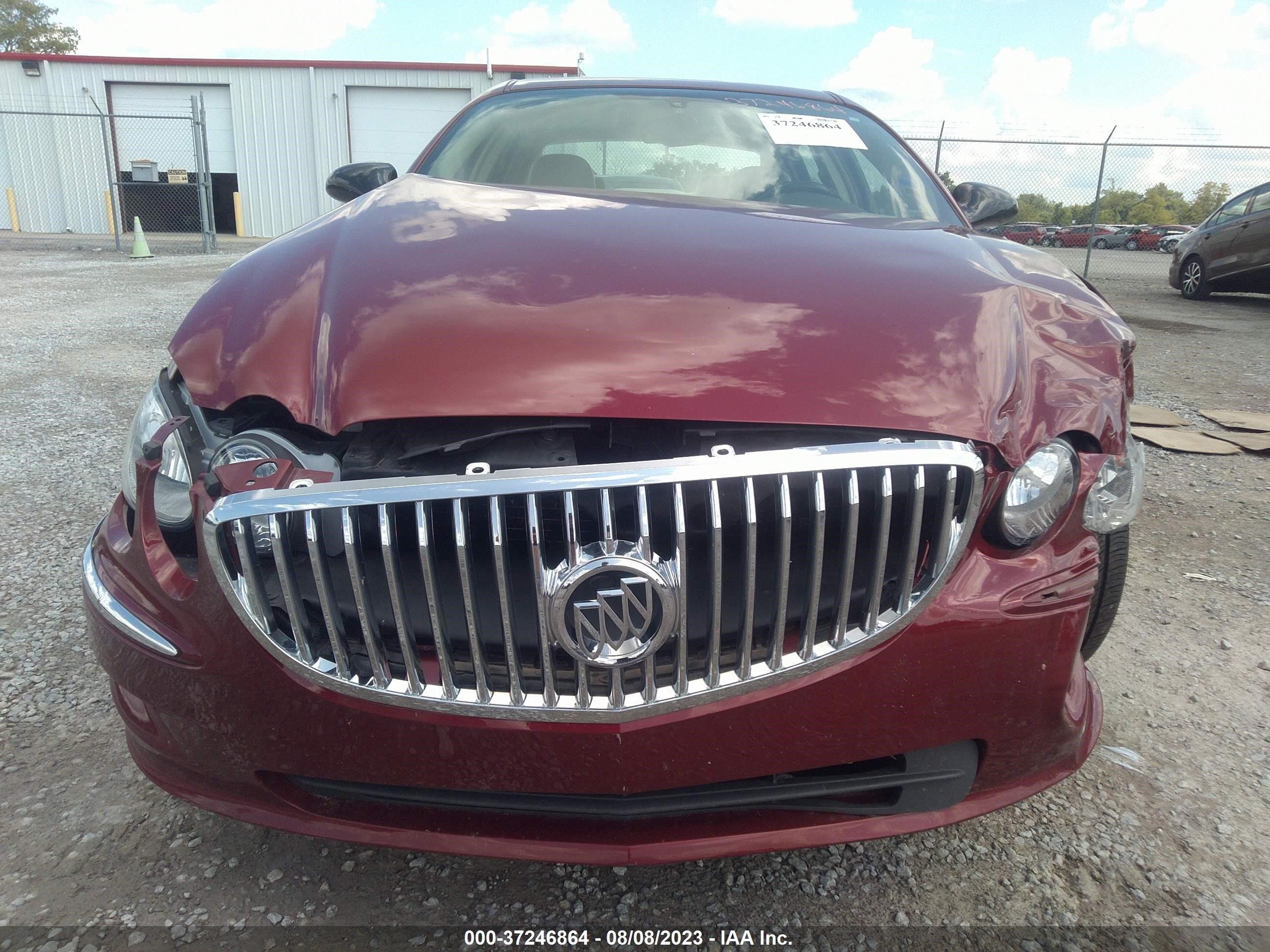 Photo 11 VIN: 2G4WD582081135105 - BUICK LACROSSE 