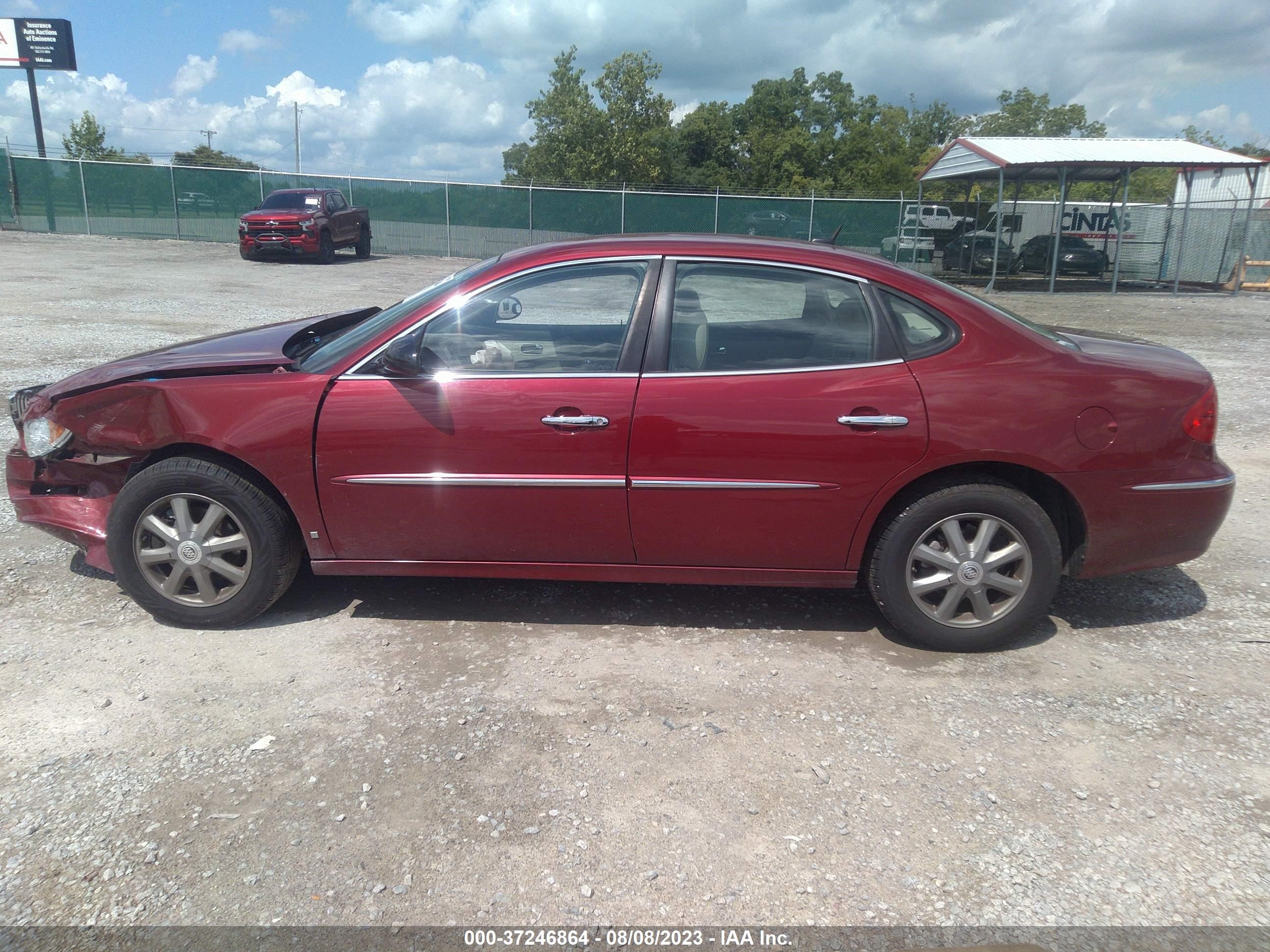 Photo 13 VIN: 2G4WD582081135105 - BUICK LACROSSE 