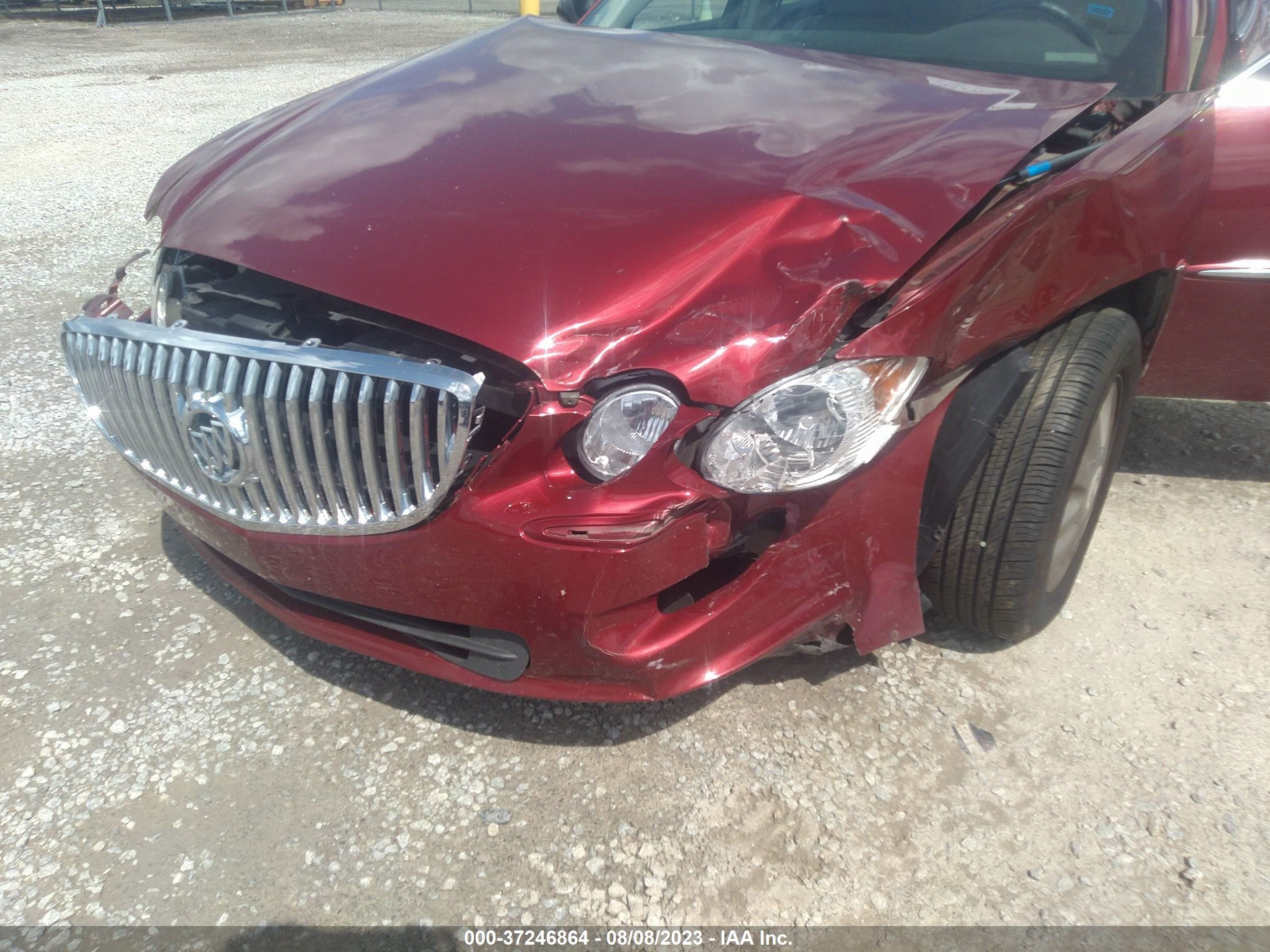 Photo 5 VIN: 2G4WD582081135105 - BUICK LACROSSE 