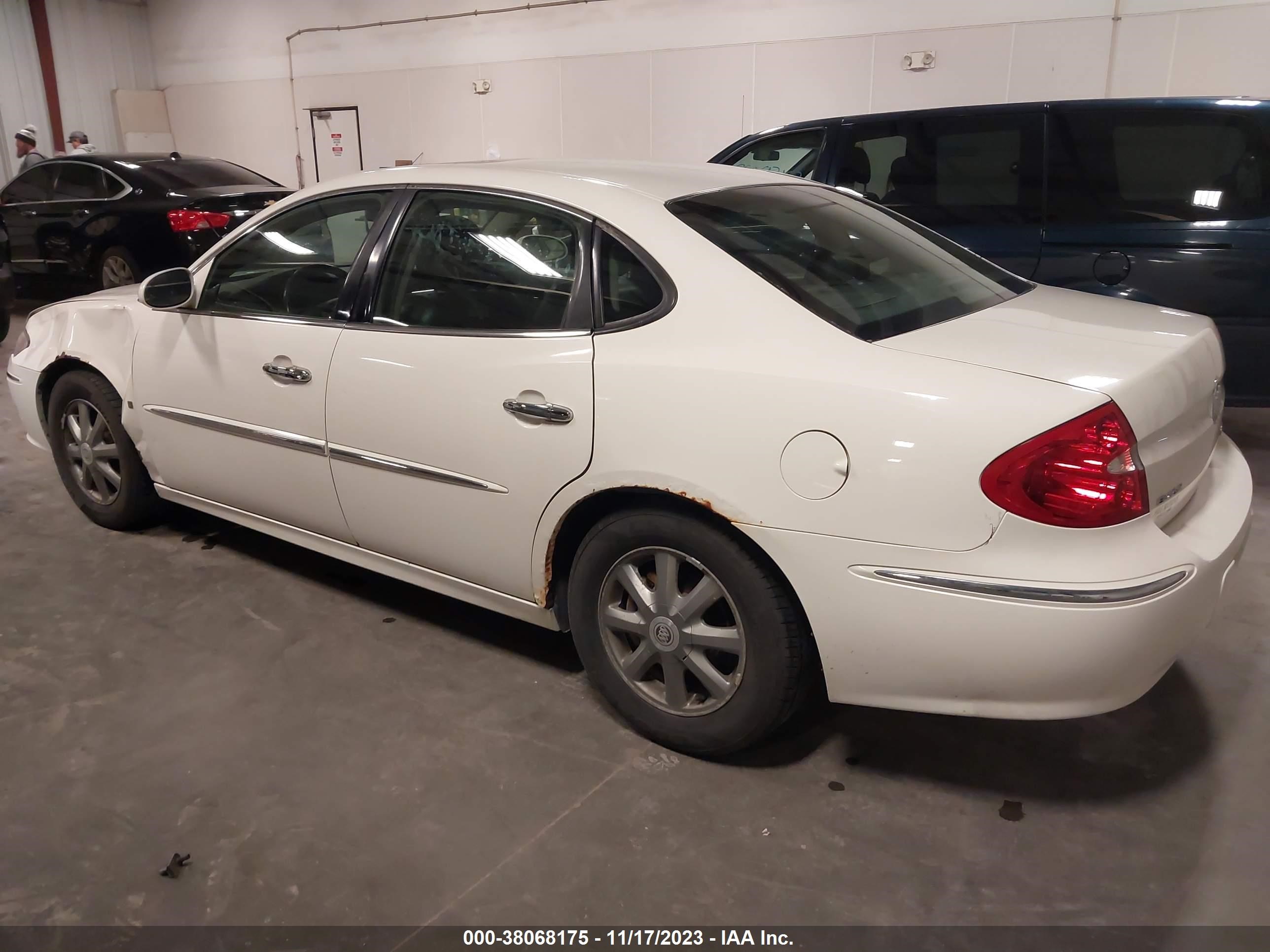 Photo 13 VIN: 2G4WD582191132196 - BUICK LACROSSE 