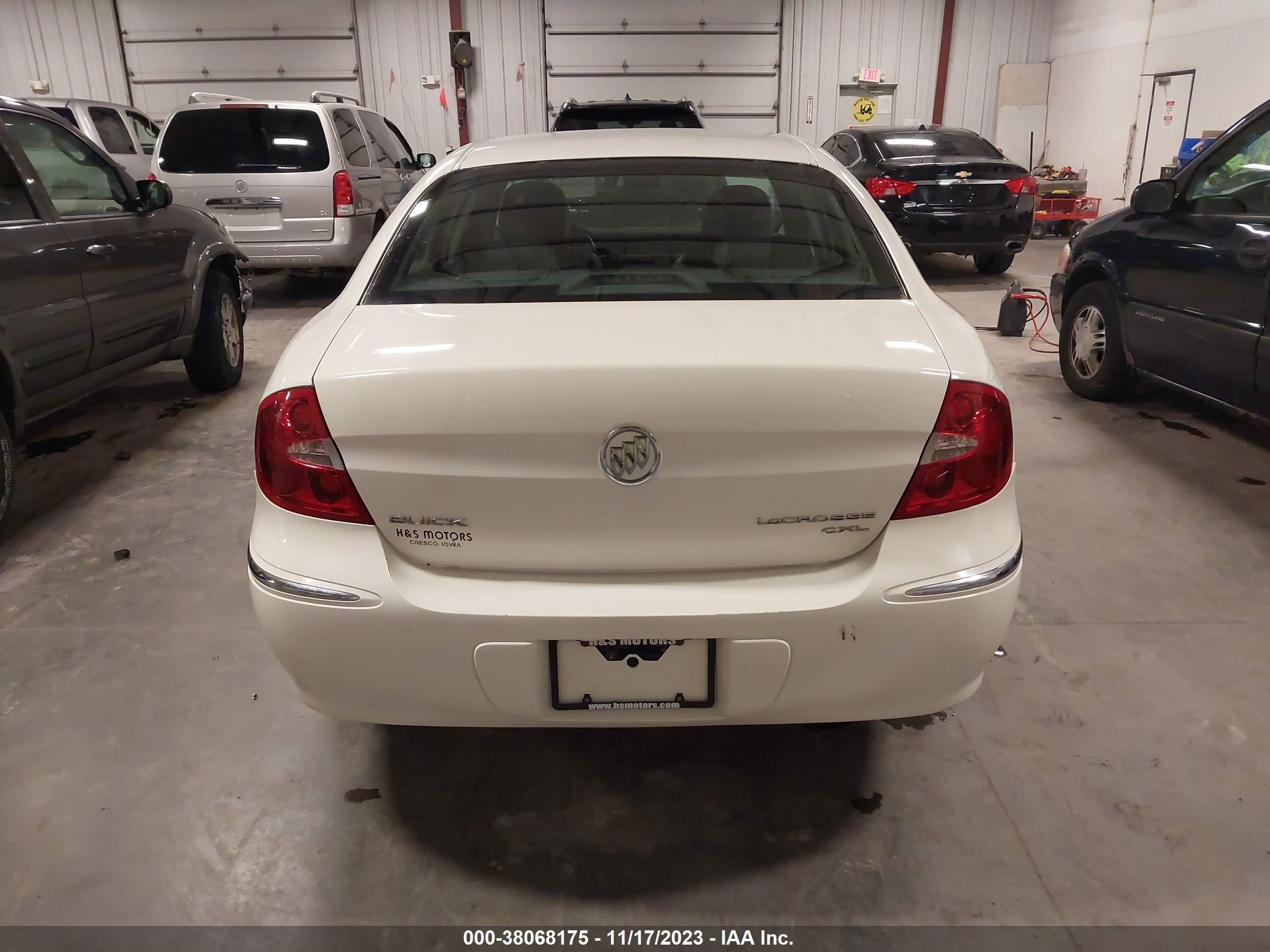 Photo 15 VIN: 2G4WD582191132196 - BUICK LACROSSE 