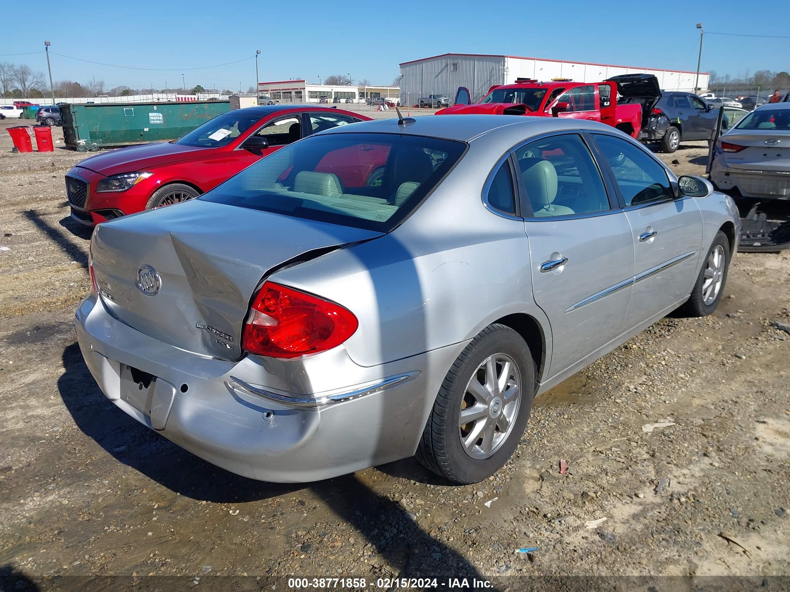 Photo 3 VIN: 2G4WD582191145661 - BUICK LACROSSE 