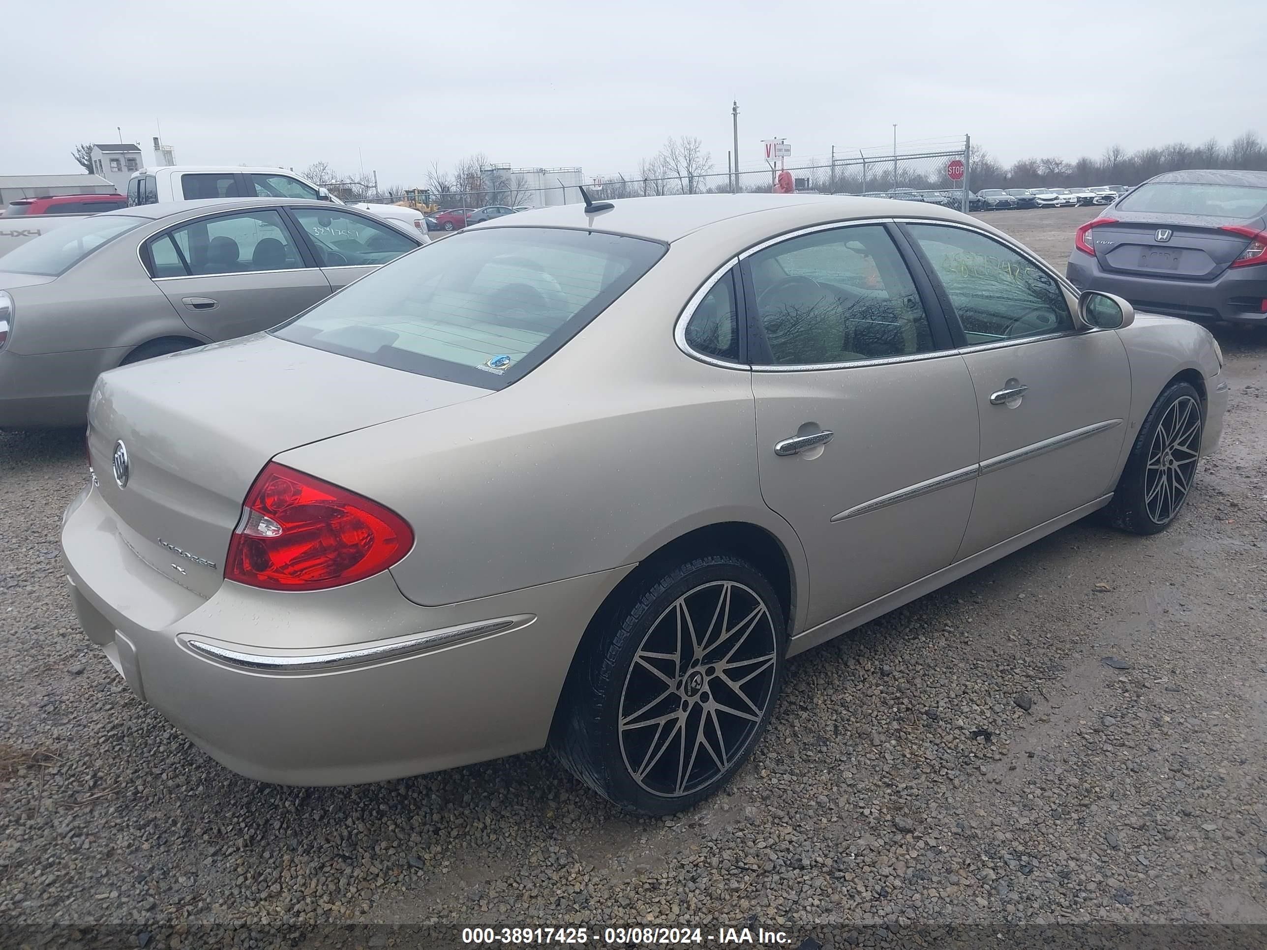 Photo 3 VIN: 2G4WD582191160516 - BUICK LACROSSE 