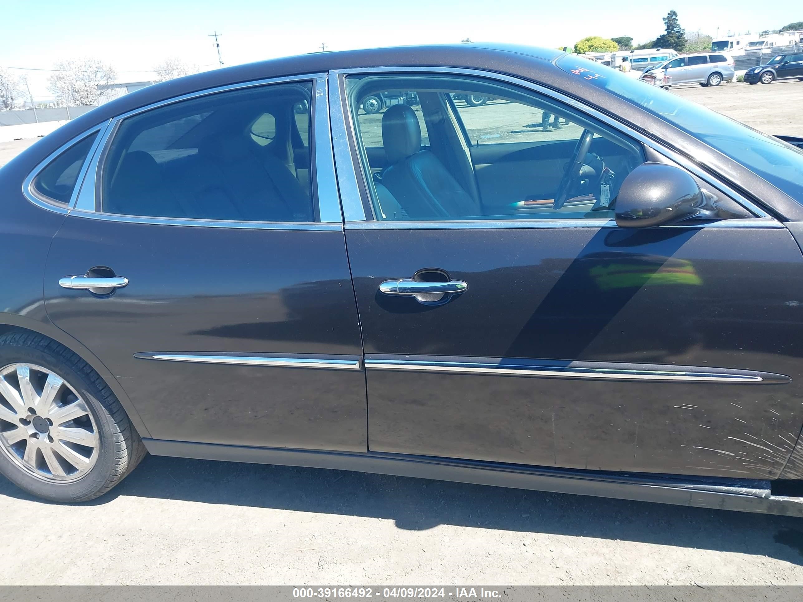 Photo 12 VIN: 2G4WD582391201857 - BUICK LACROSSE 