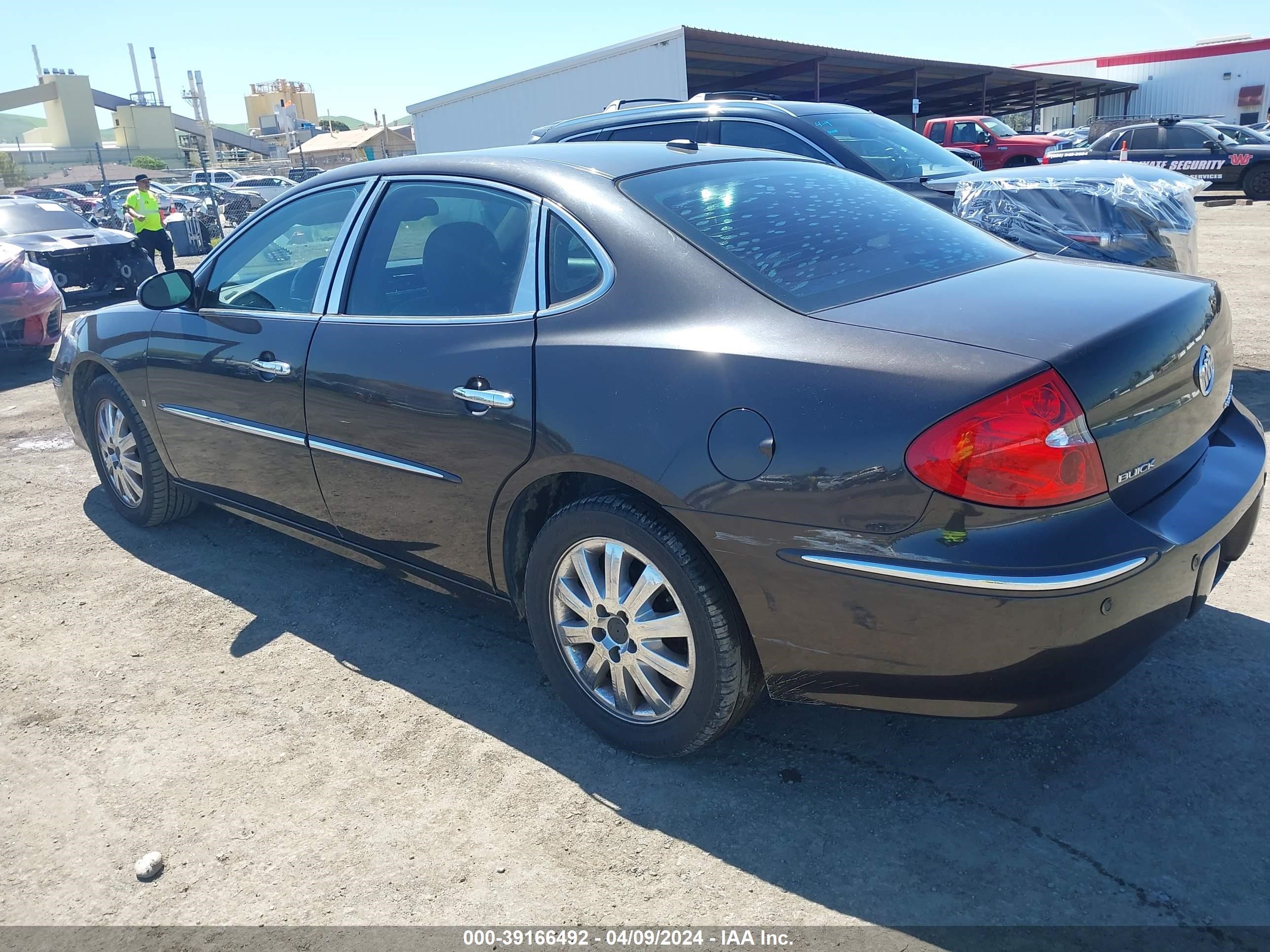 Photo 2 VIN: 2G4WD582391201857 - BUICK LACROSSE 