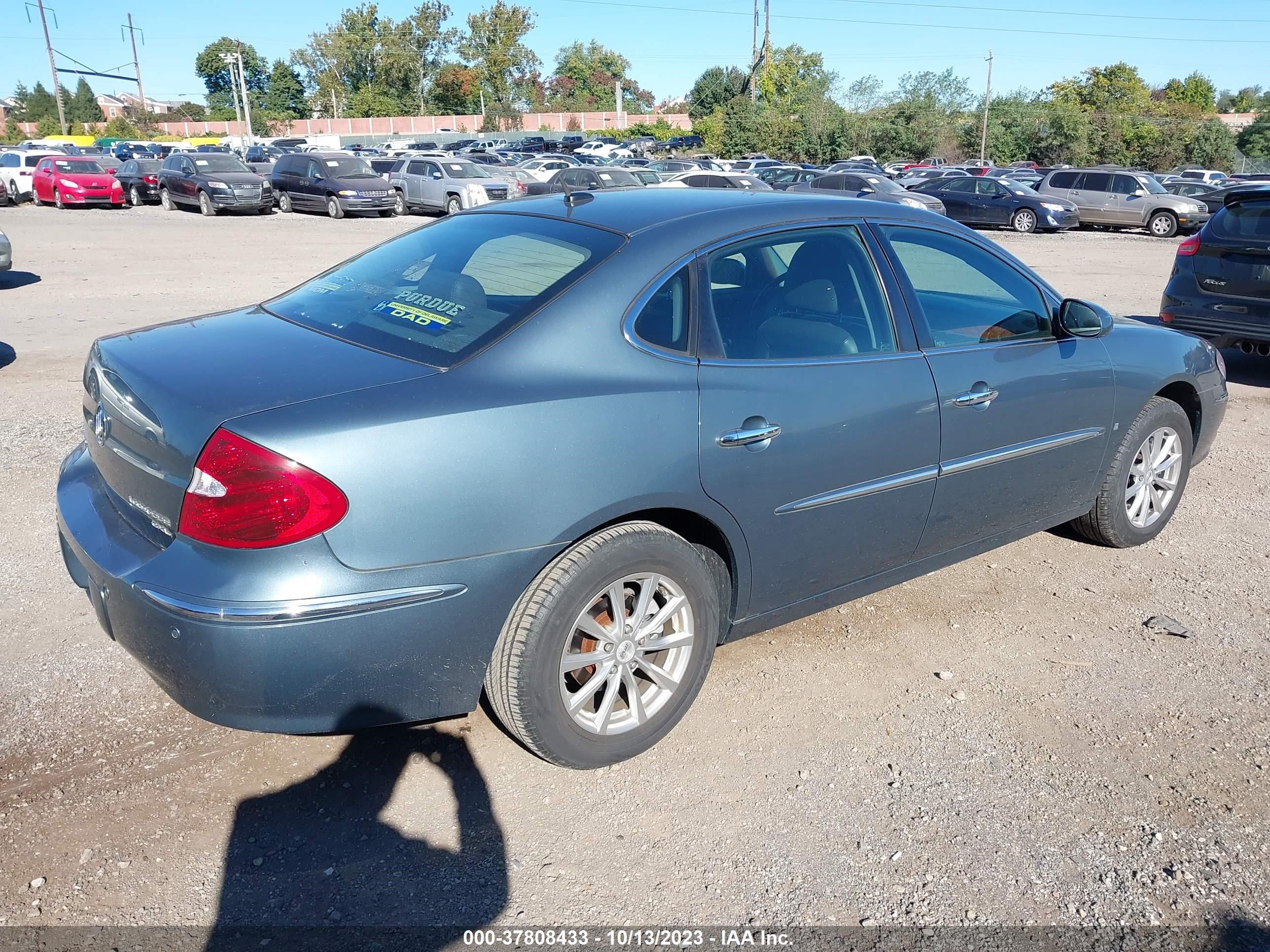 Photo 3 VIN: 2G4WD582461271573 - BUICK LACROSSE 