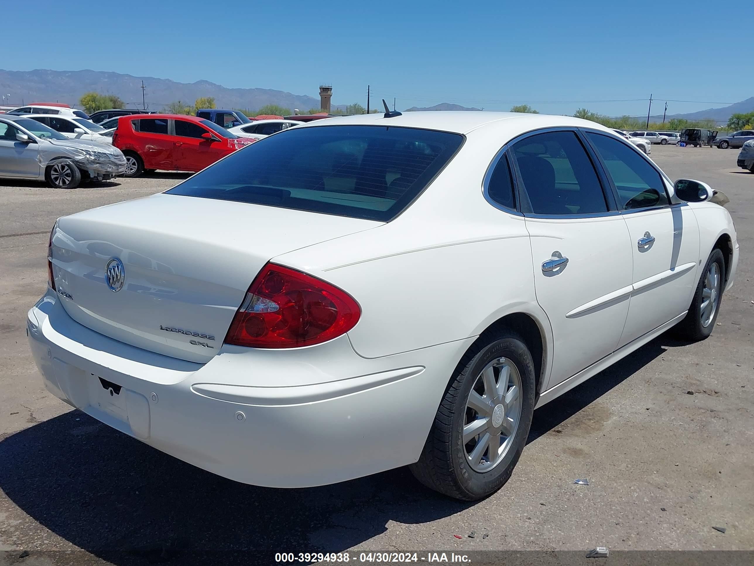 Photo 3 VIN: 2G4WD582471118919 - BUICK LACROSSE 