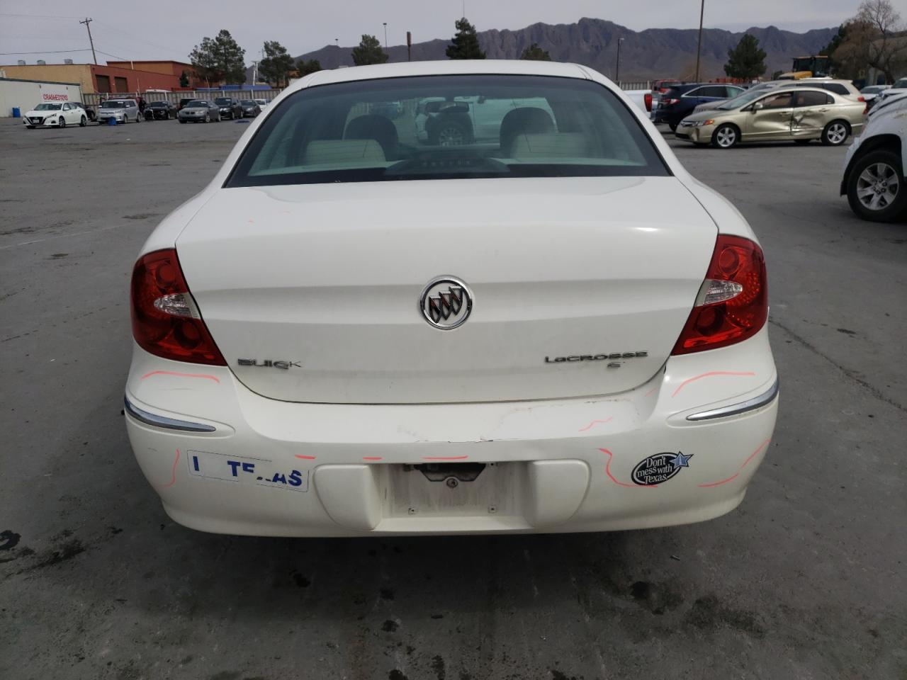 Photo 5 VIN: 2G4WD582481142820 - BUICK LACROSSE 