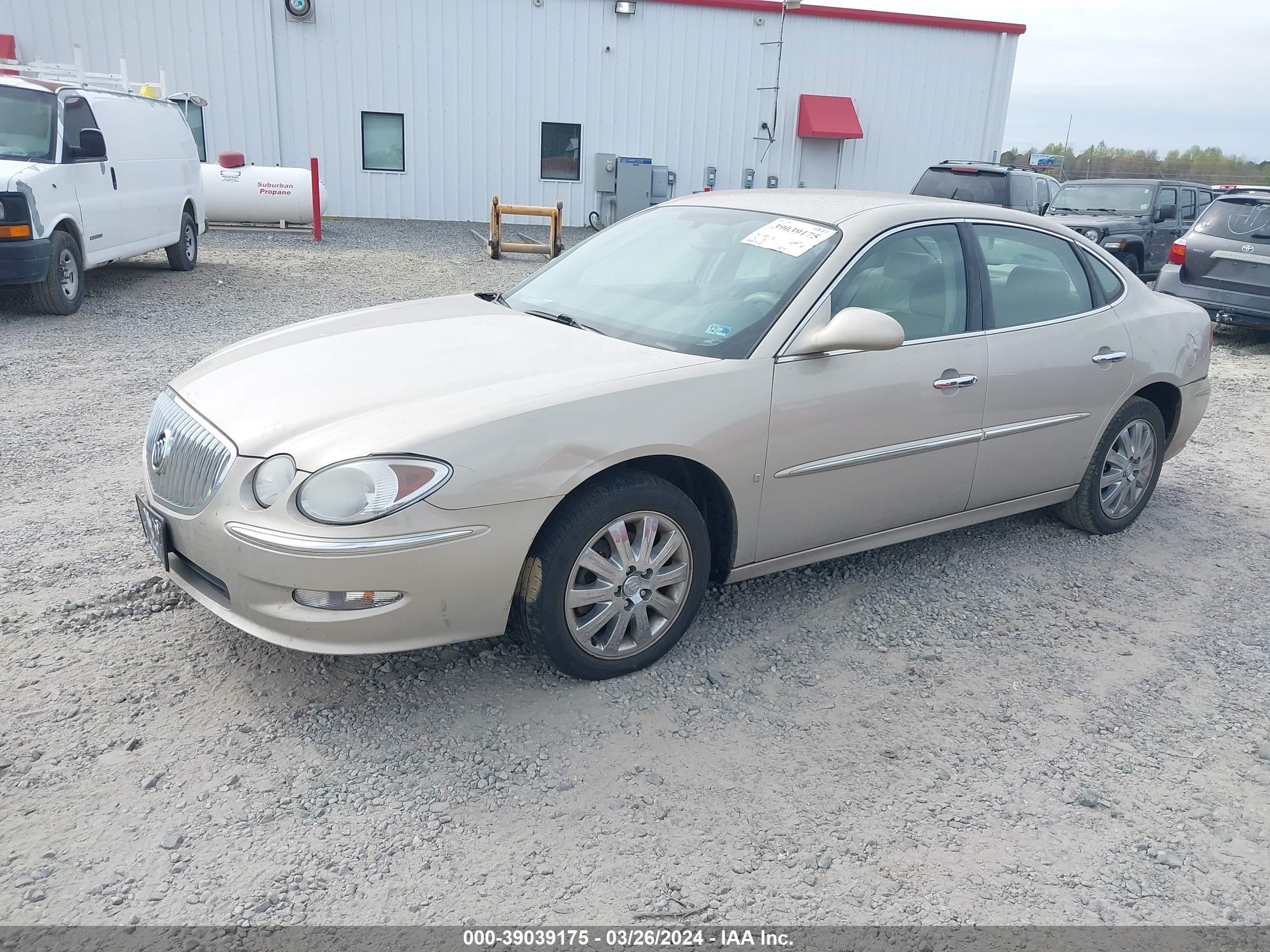 Photo 1 VIN: 2G4WD582481195047 - BUICK LACROSSE 