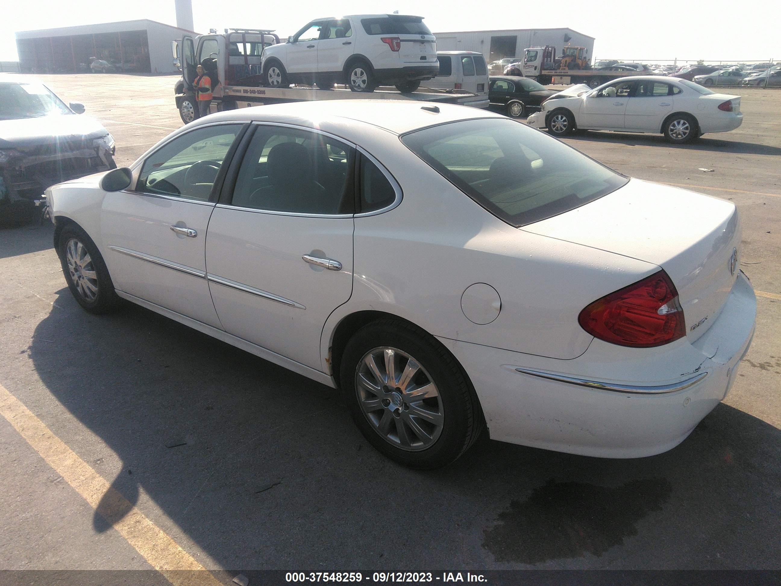 Photo 2 VIN: 2G4WD582491213497 - BUICK LACROSSE 