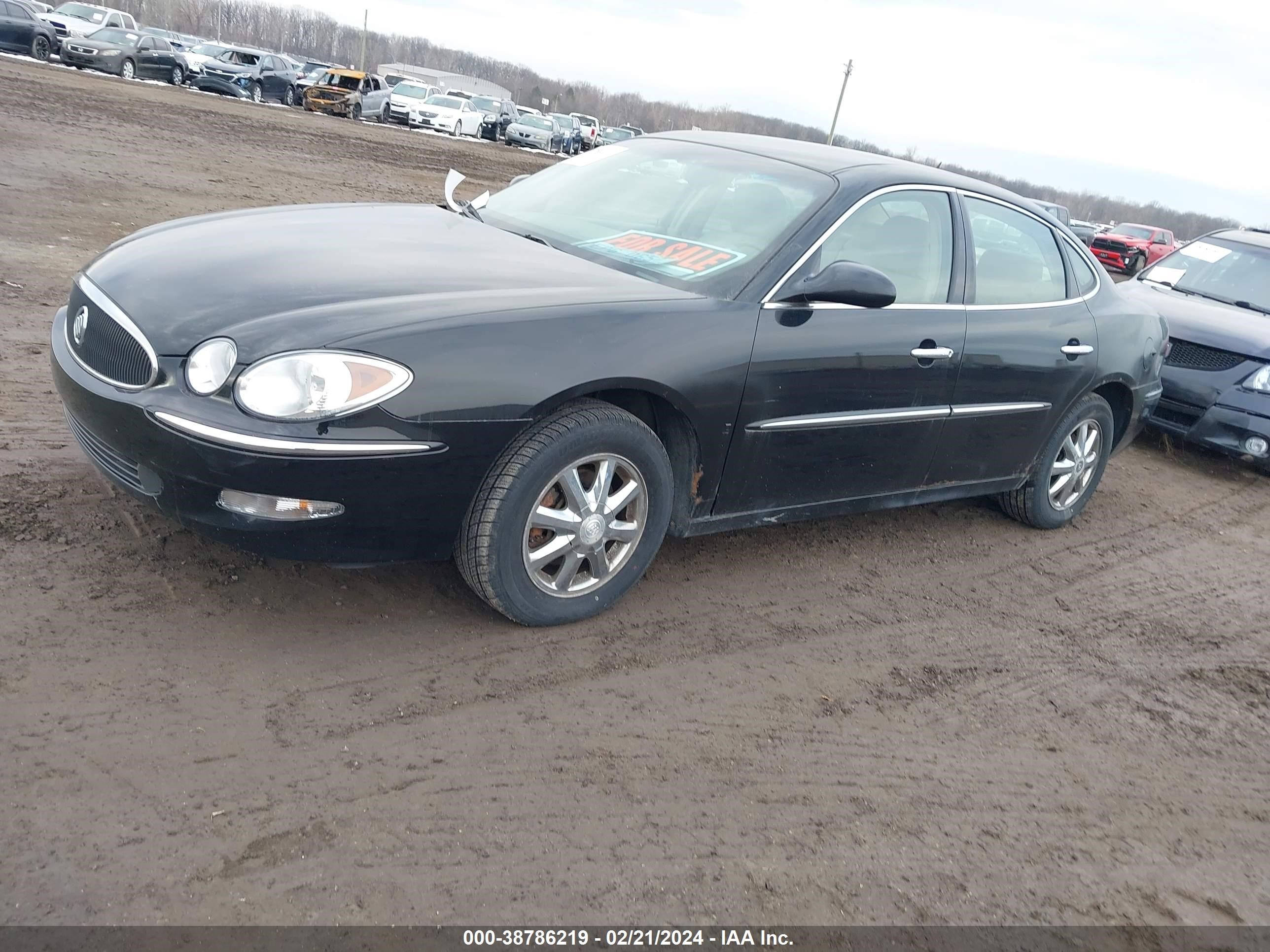 Photo 1 VIN: 2G4WD582561114523 - BUICK LACROSSE 