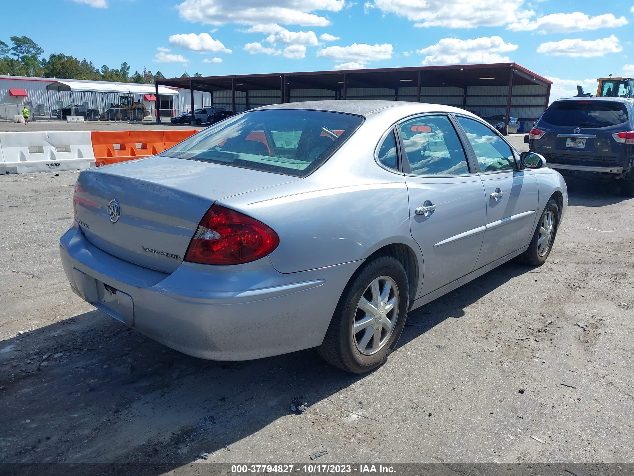 Photo 3 VIN: 2G4WD582561187469 - BUICK LACROSSE 