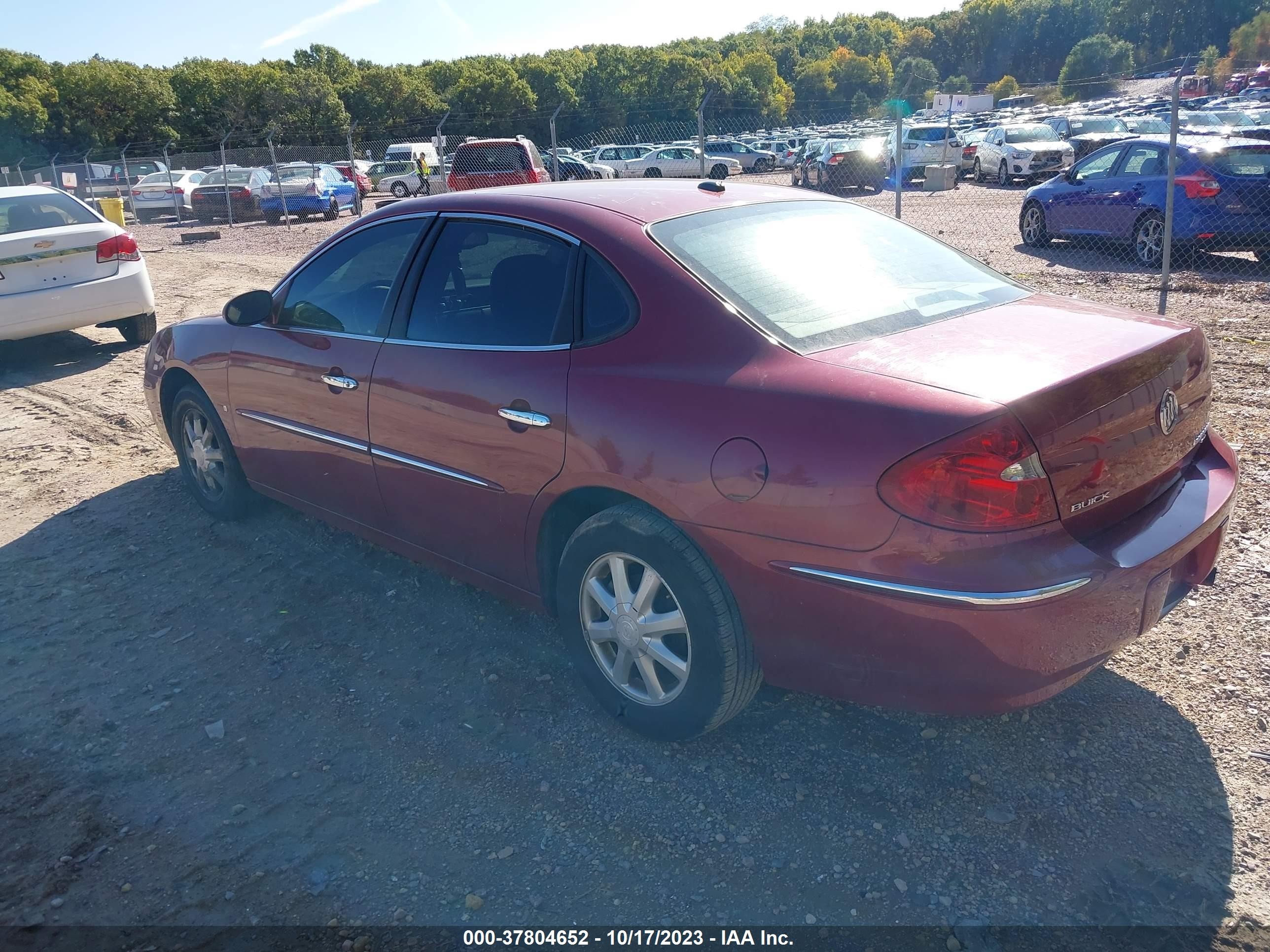 Photo 2 VIN: 2G4WD582561215593 - BUICK LACROSSE 