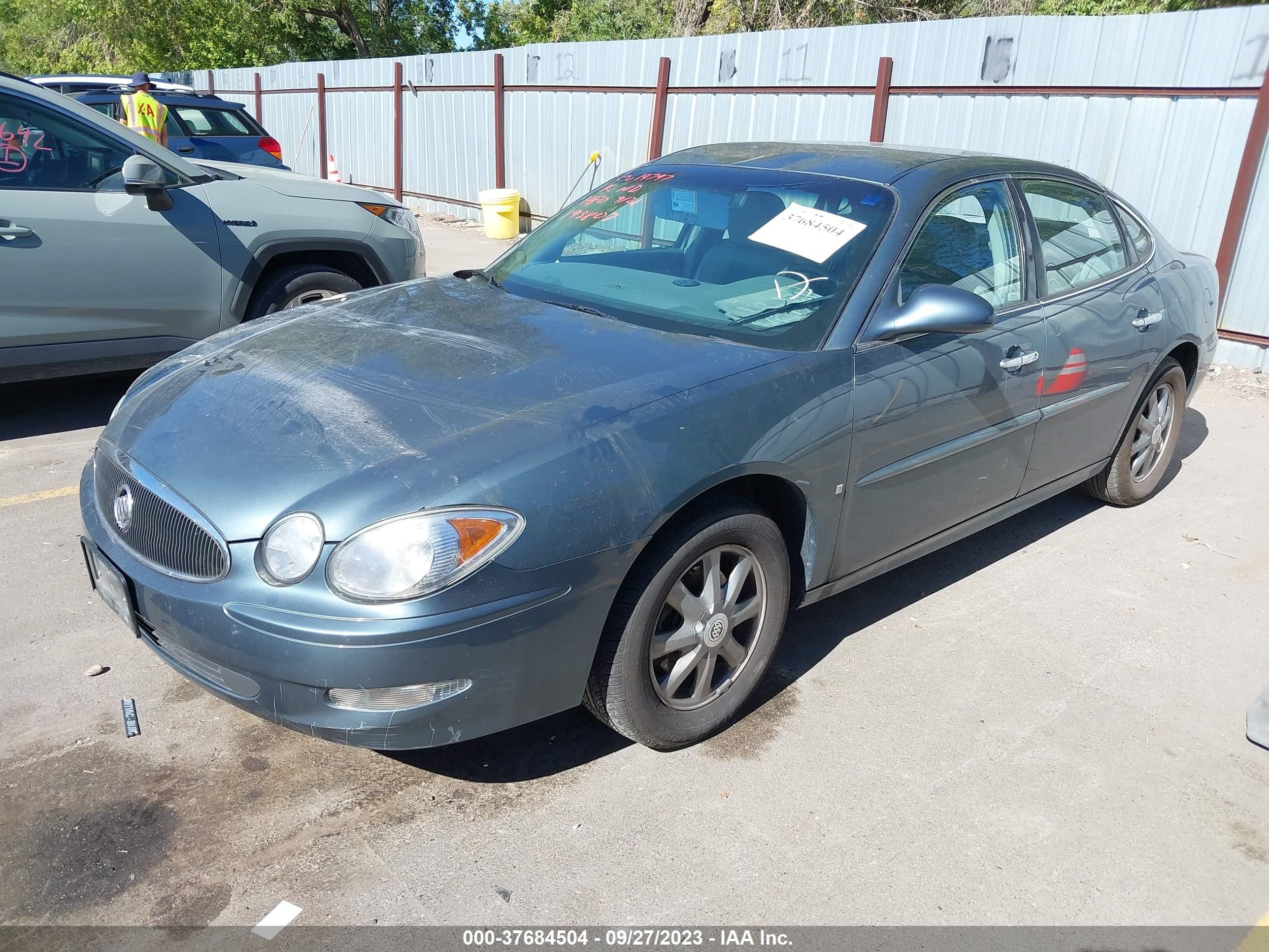 Photo 1 VIN: 2G4WD582571193807 - BUICK LACROSSE 