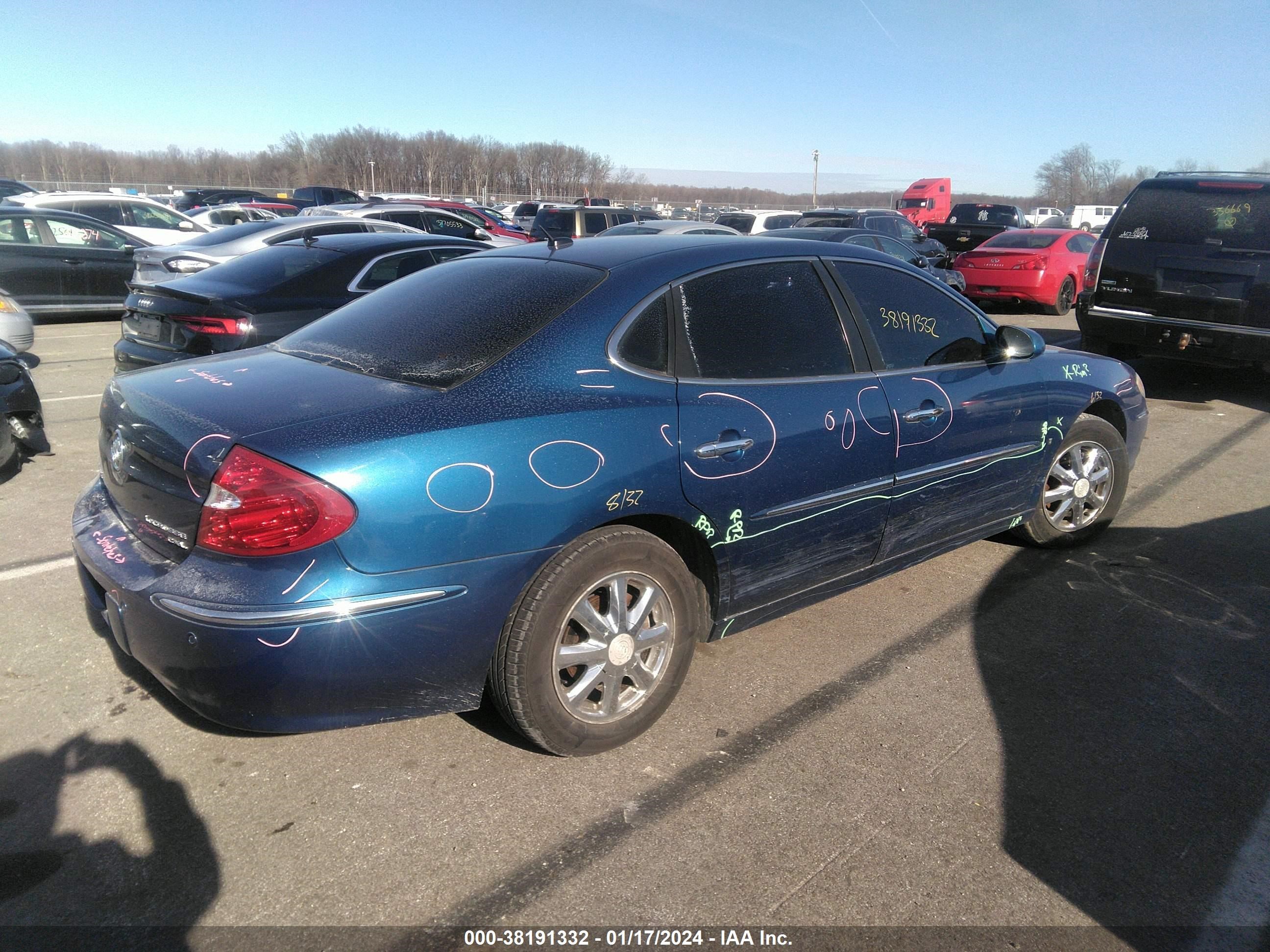 Photo 3 VIN: 2G4WD582661155047 - BUICK LACROSSE 