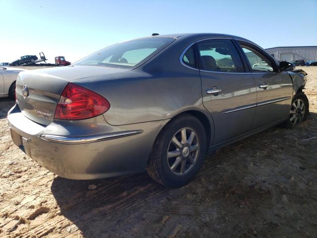 Photo 2 VIN: 2G4WD582681164642 - BUICK LACROSSE 