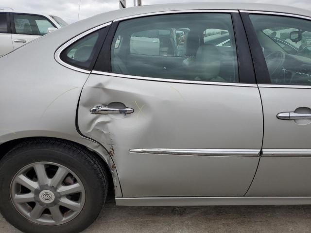 Photo 9 VIN: 2G4WD582681191792 - BUICK LACROSSE 