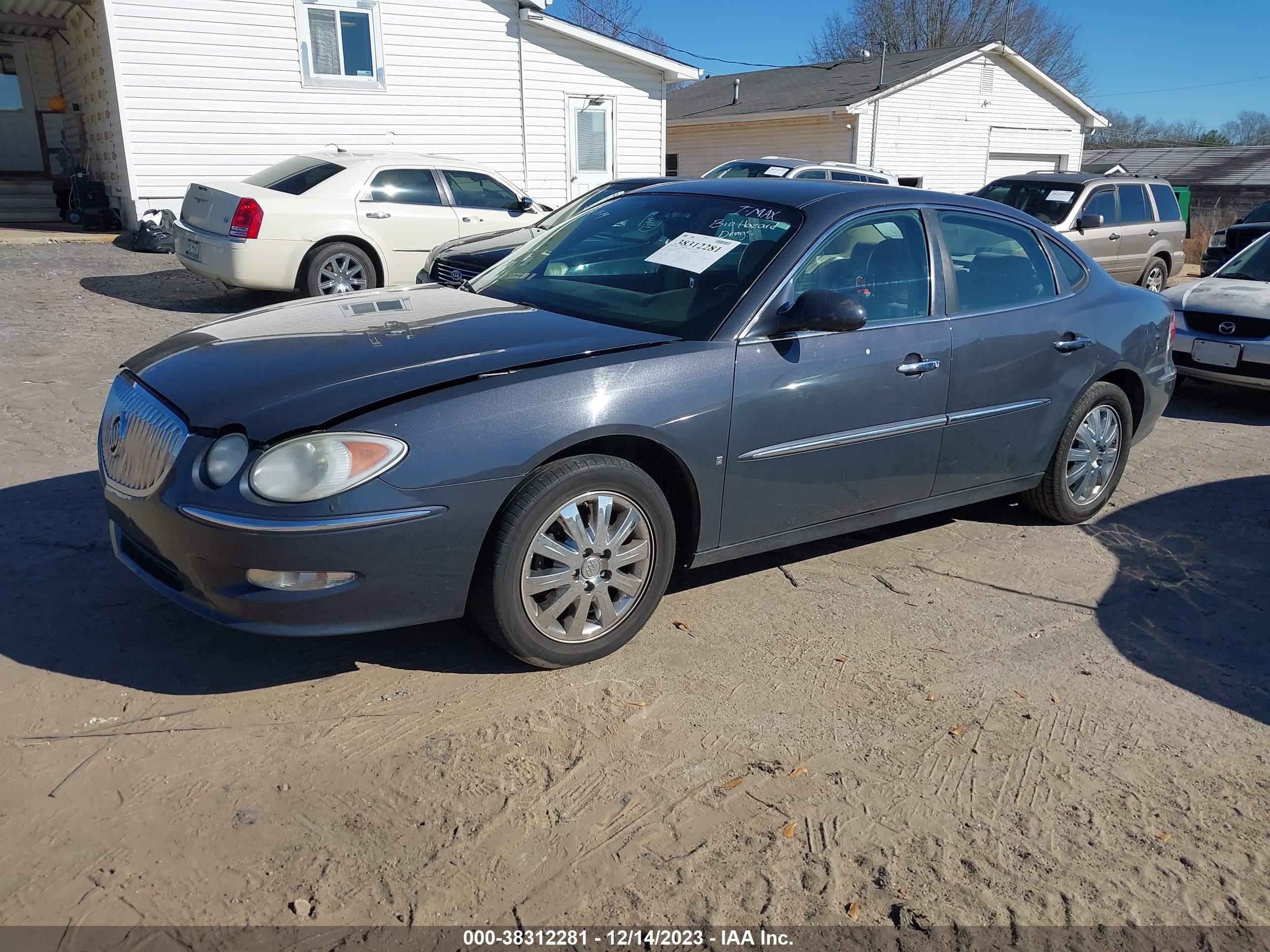 Photo 1 VIN: 2G4WD582691152072 - BUICK LACROSSE 