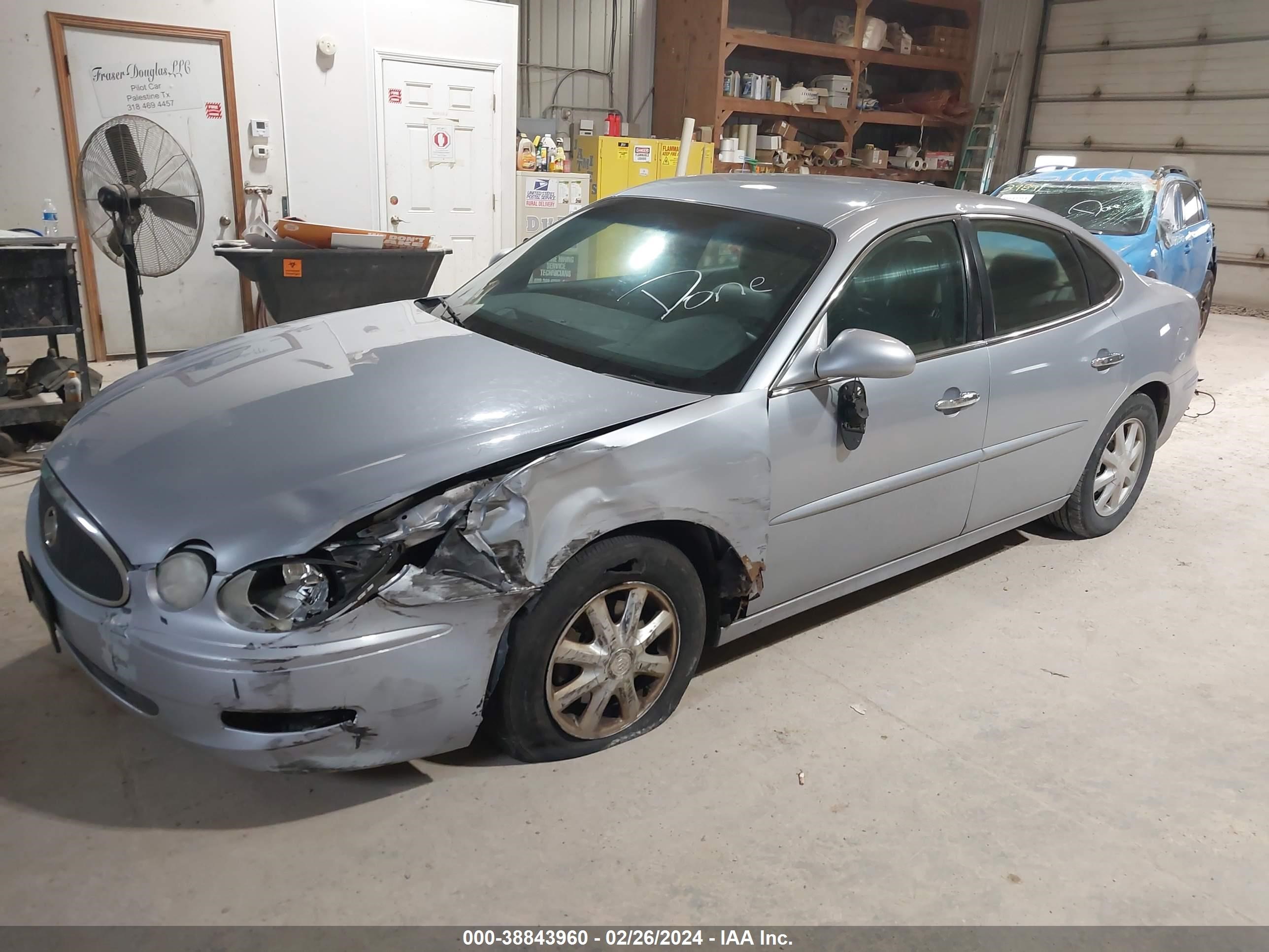 Photo 1 VIN: 2G4WD582761104771 - BUICK LACROSSE 