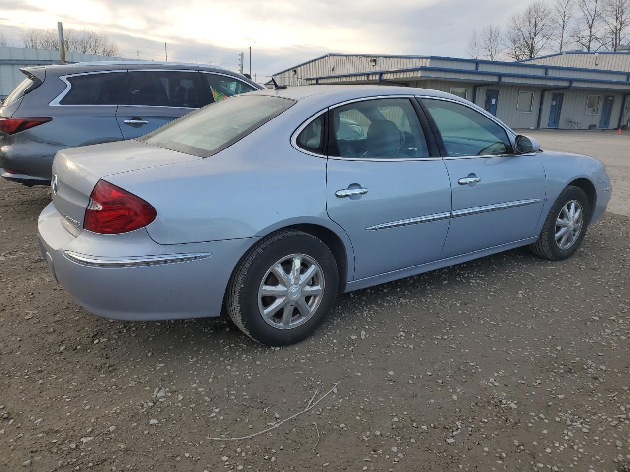 Photo 2 VIN: 2G4WD582761140637 - BUICK LACROSSE 