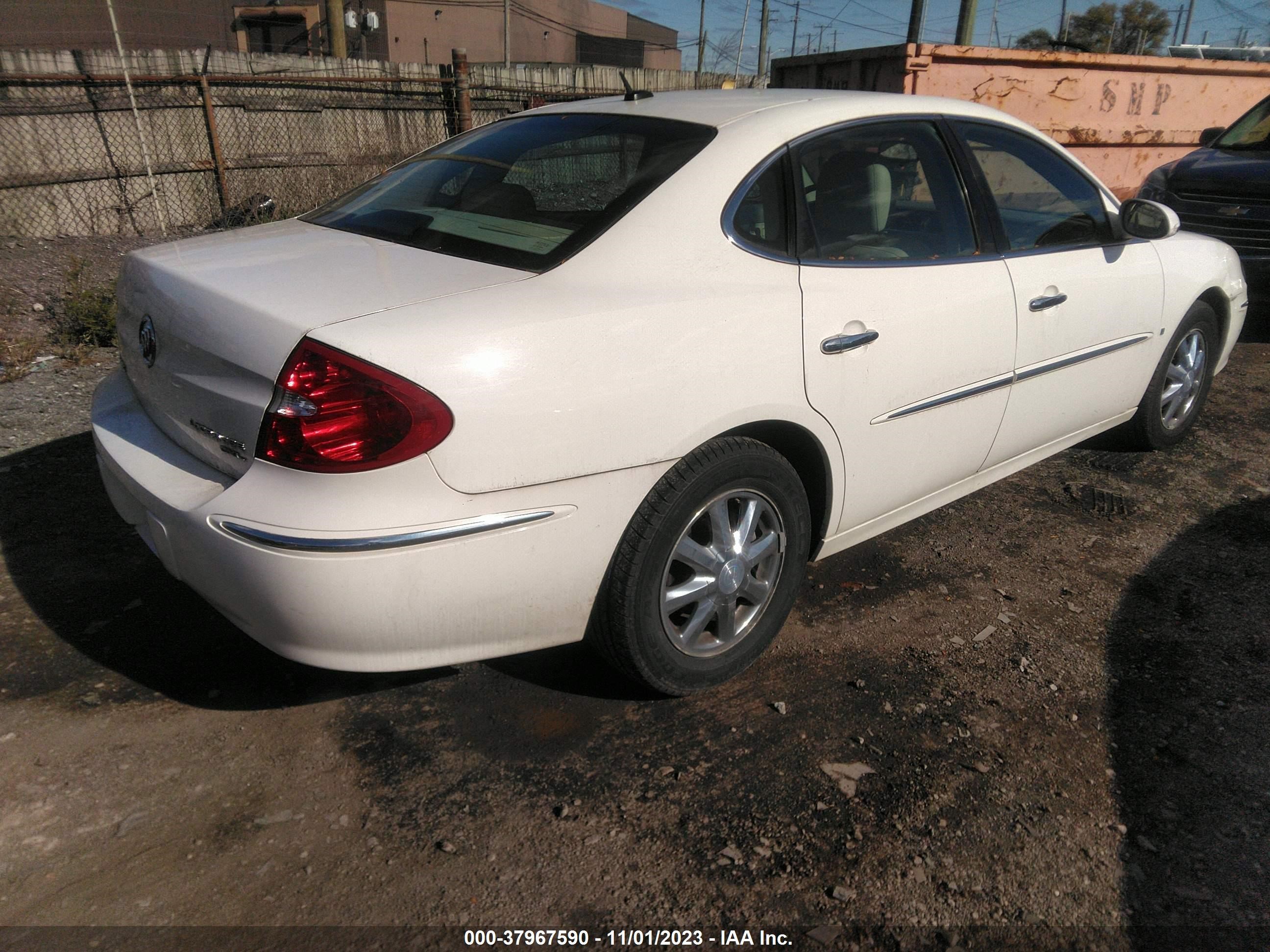 Photo 3 VIN: 2G4WD582761201744 - BUICK LACROSSE 