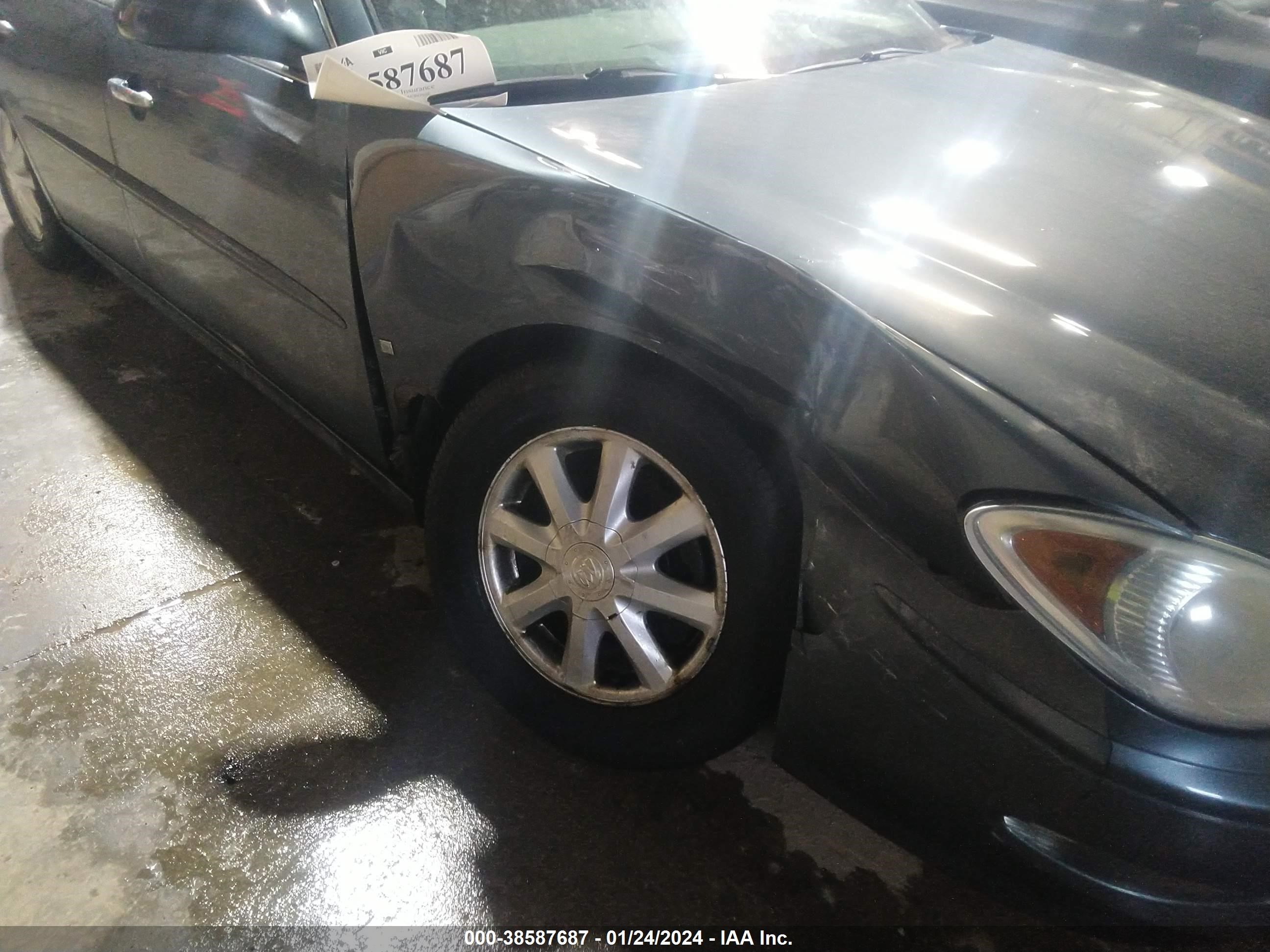 Photo 5 VIN: 2G4WD582861199485 - BUICK LACROSSE 