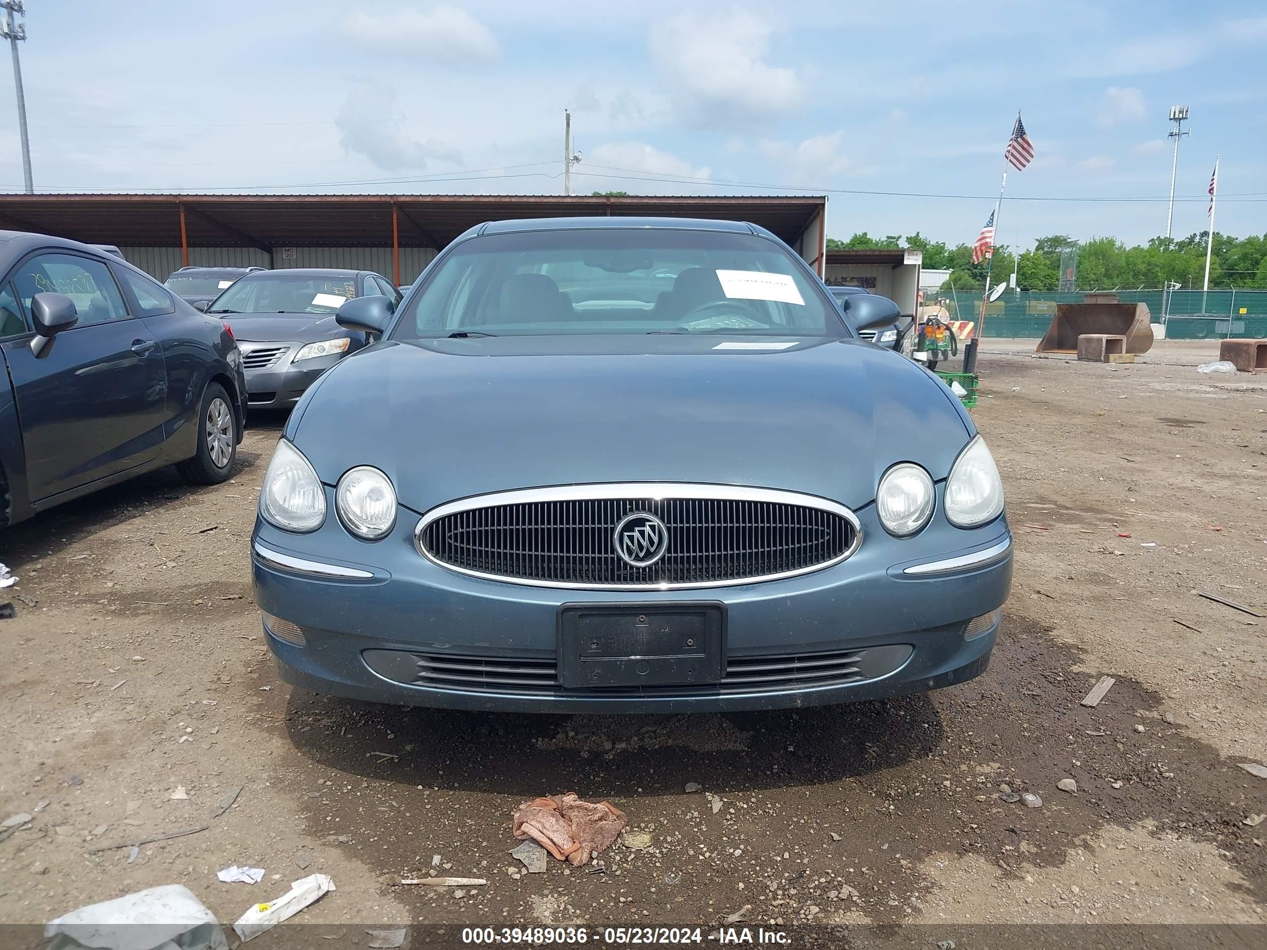 Photo 11 VIN: 2G4WD582871125758 - BUICK LACROSSE 