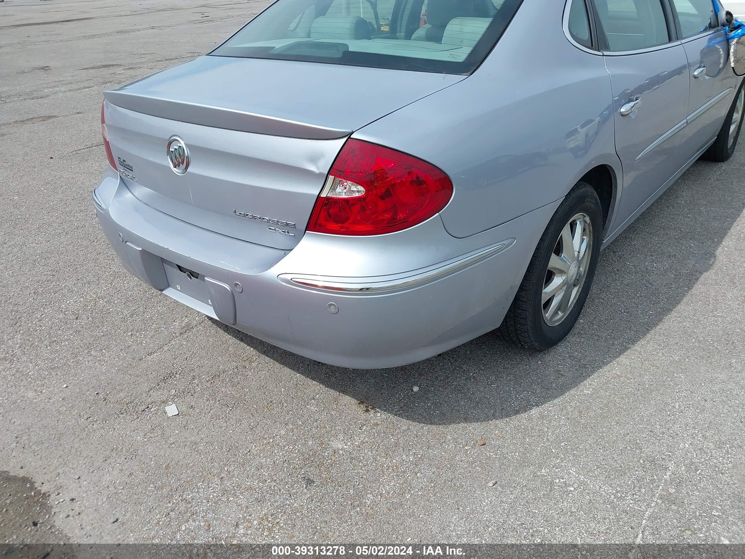 Photo 11 VIN: 2G4WD582961288661 - BUICK LACROSSE 