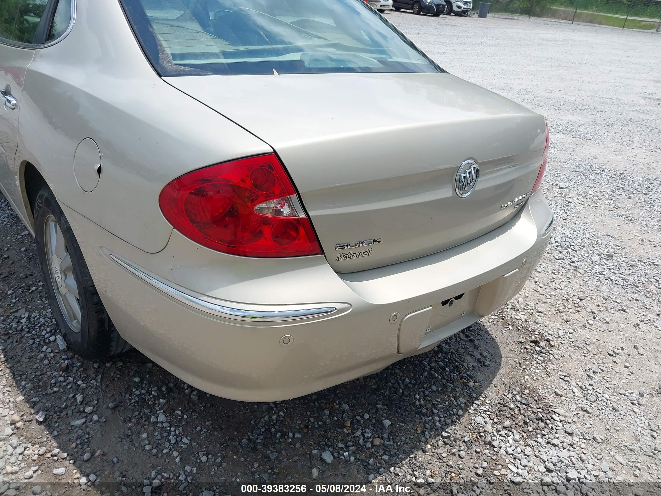 Photo 5 VIN: 2G4WD582981191883 - BUICK LACROSSE 