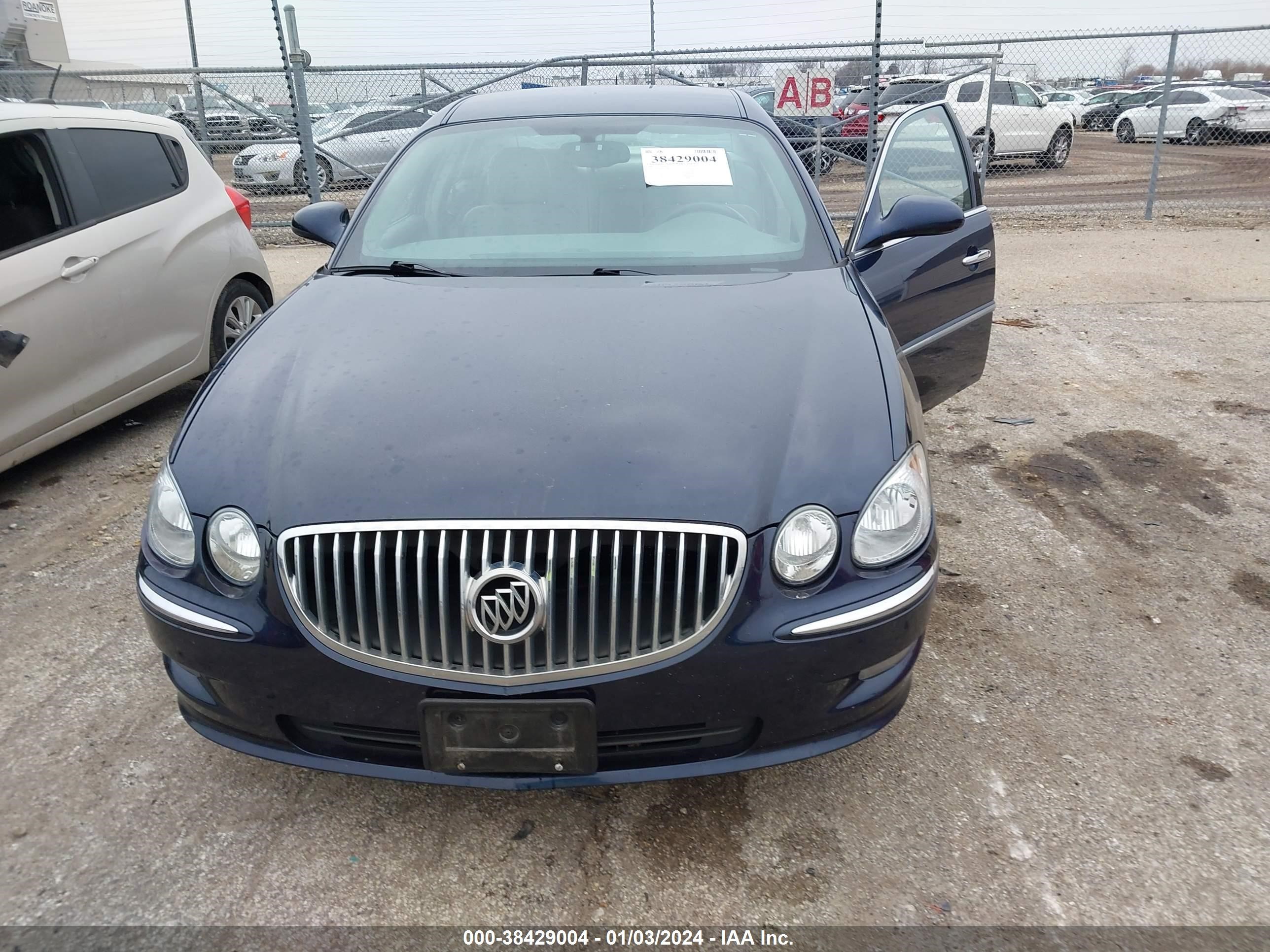 Photo 11 VIN: 2G4WD582981380890 - BUICK LACROSSE 