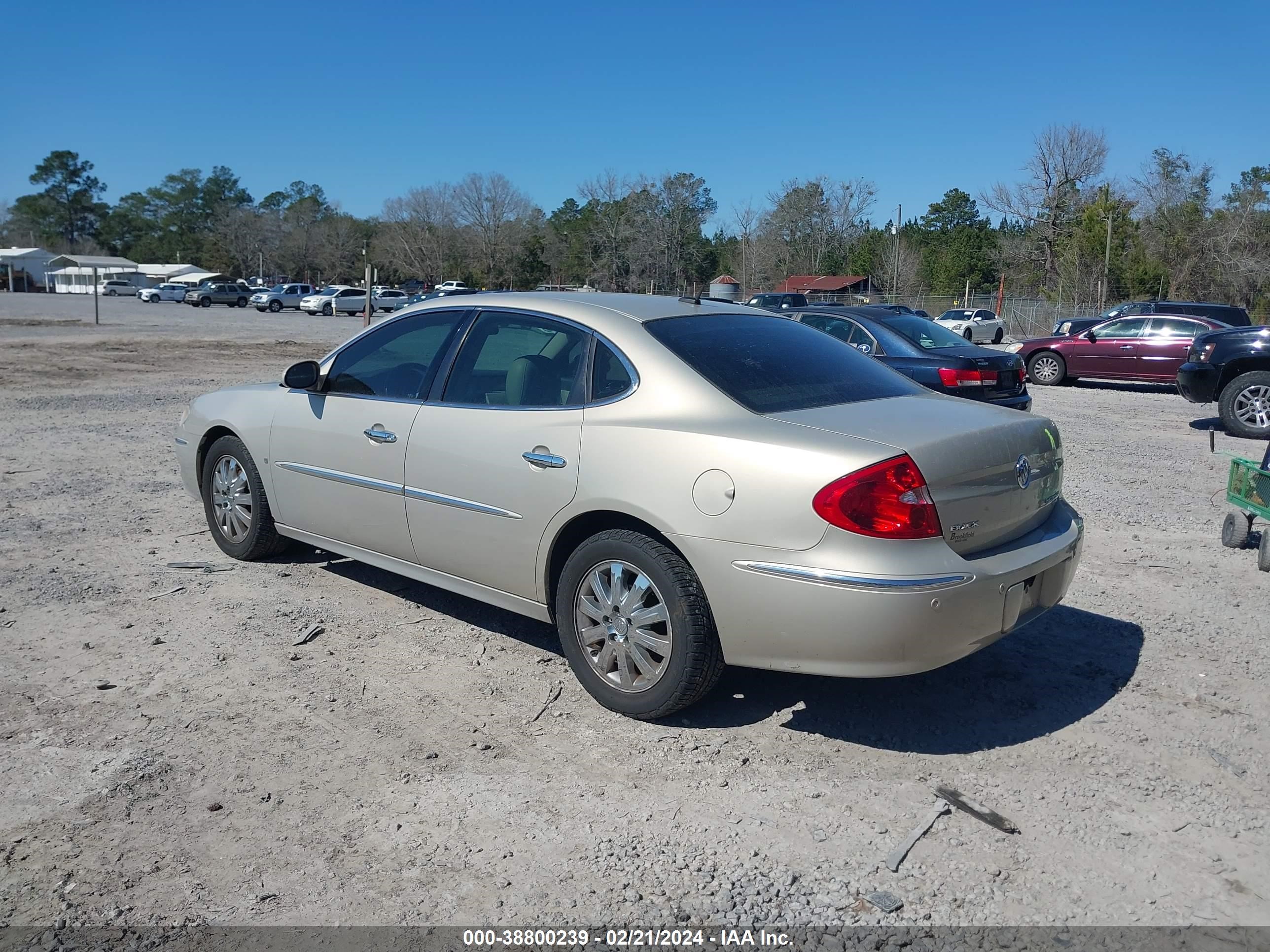 Photo 2 VIN: 2G4WD582991118711 - BUICK LACROSSE 