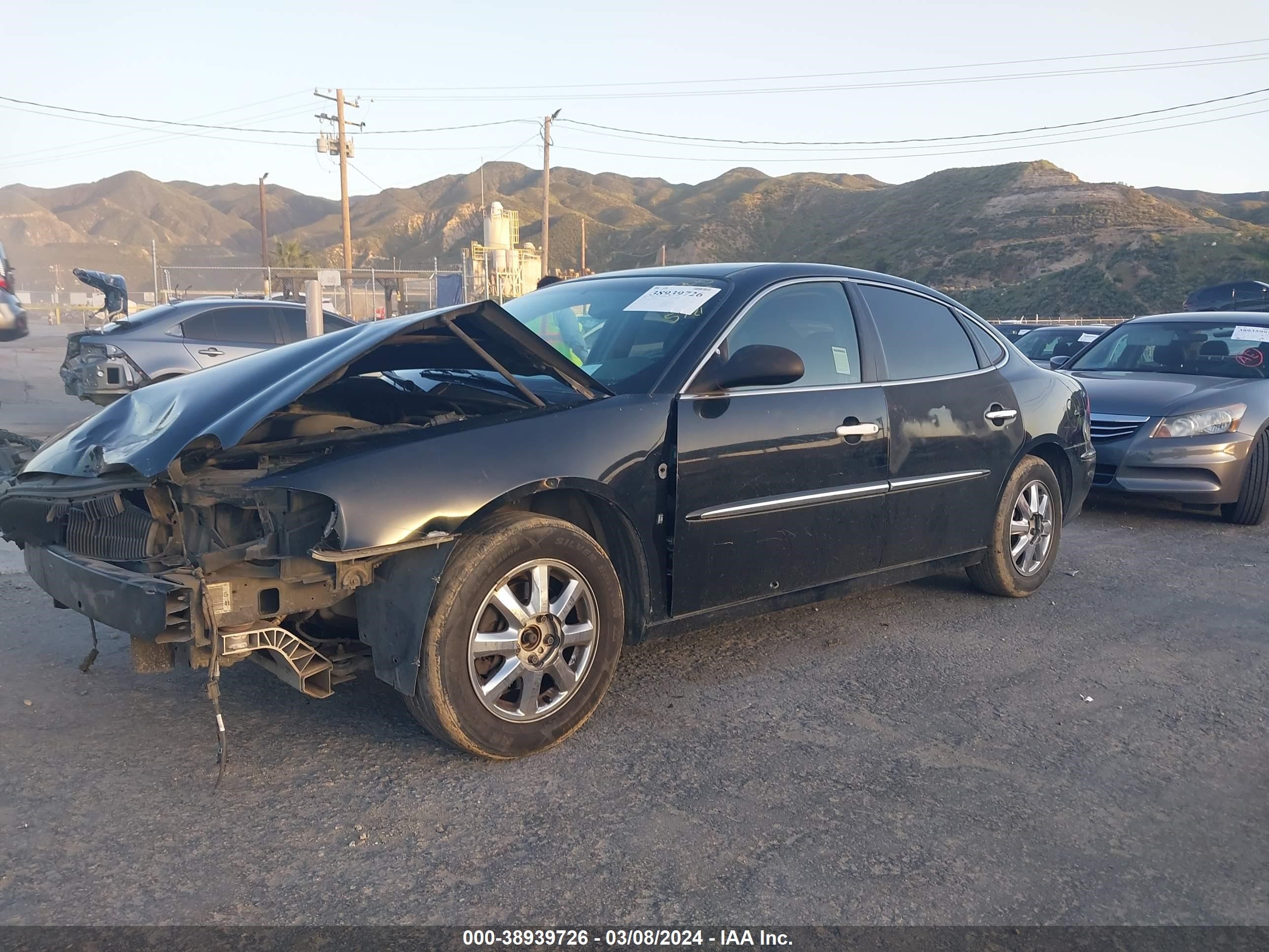 Photo 1 VIN: 2G4WD582X61215721 - BUICK LACROSSE 