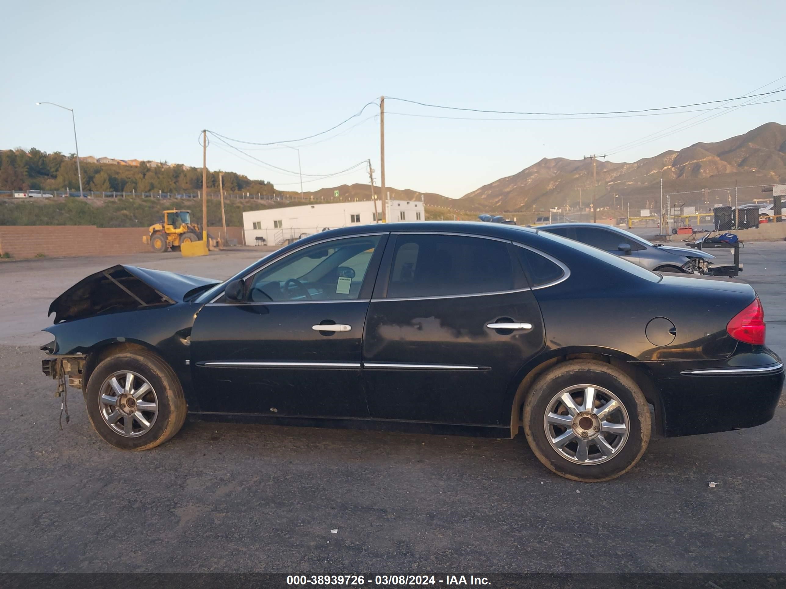 Photo 14 VIN: 2G4WD582X61215721 - BUICK LACROSSE 