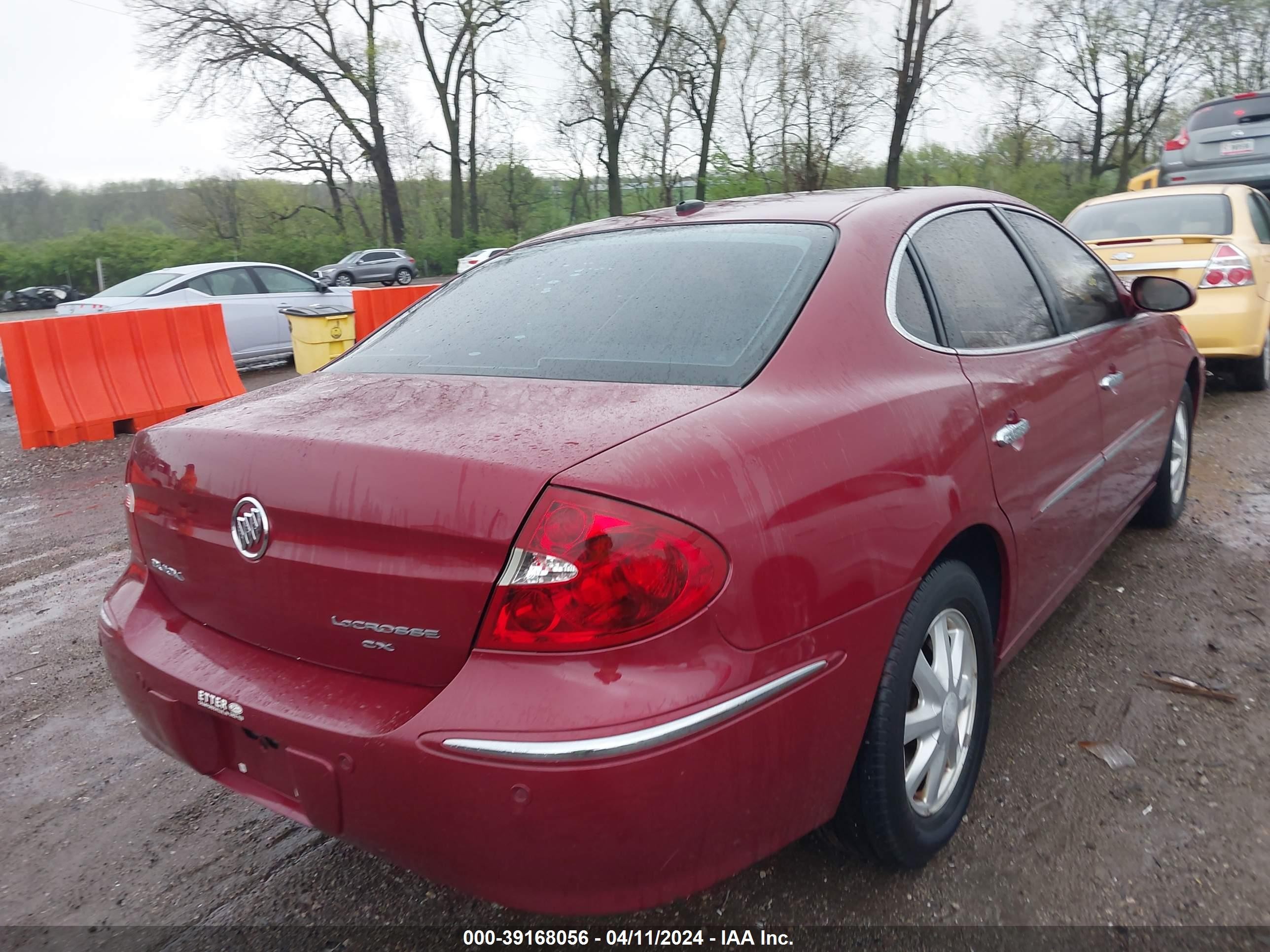 Photo 3 VIN: 2G4WD582X61219669 - BUICK LACROSSE 