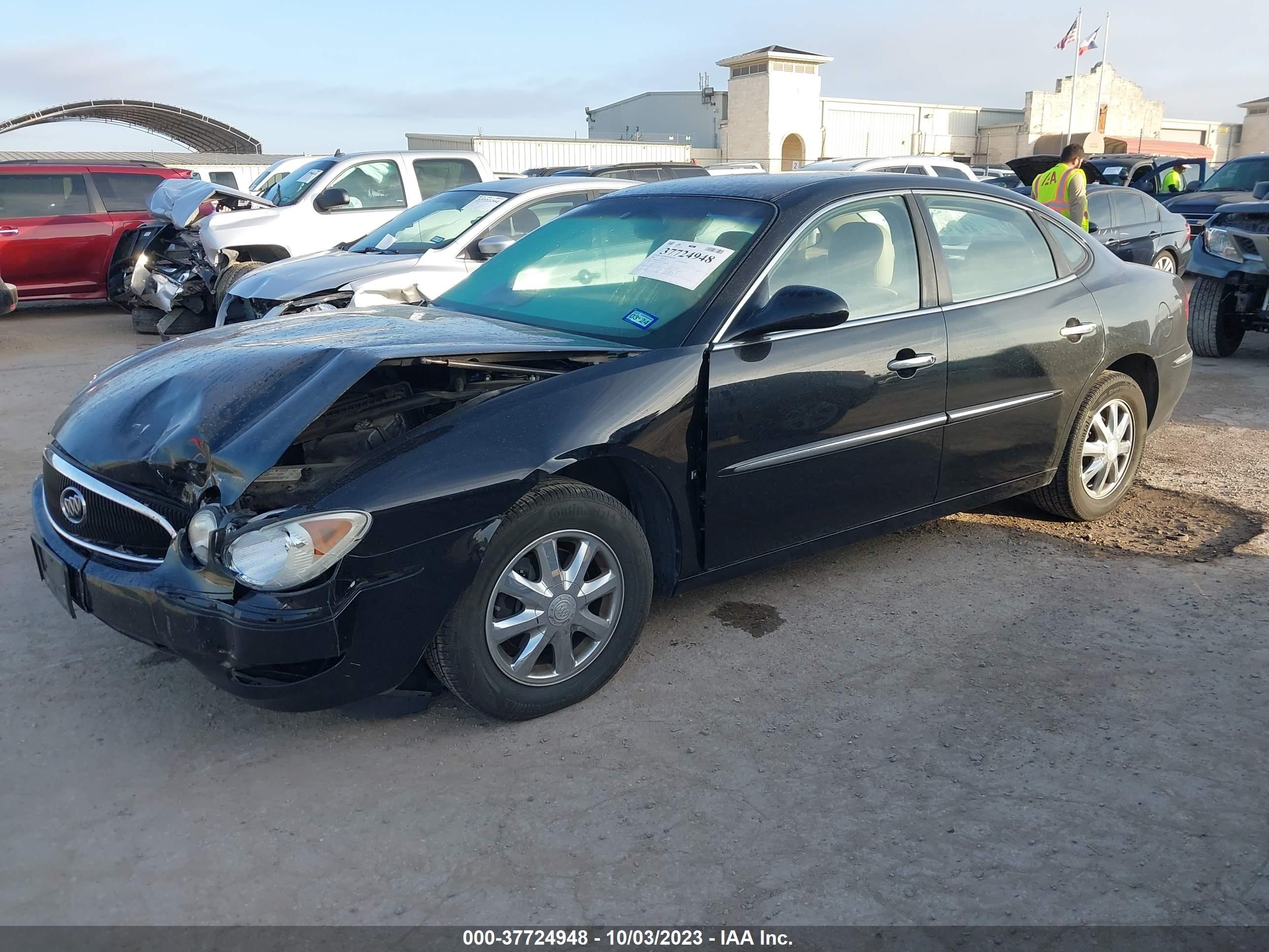 Photo 1 VIN: 2G4WD582X61253515 - BUICK LACROSSE 