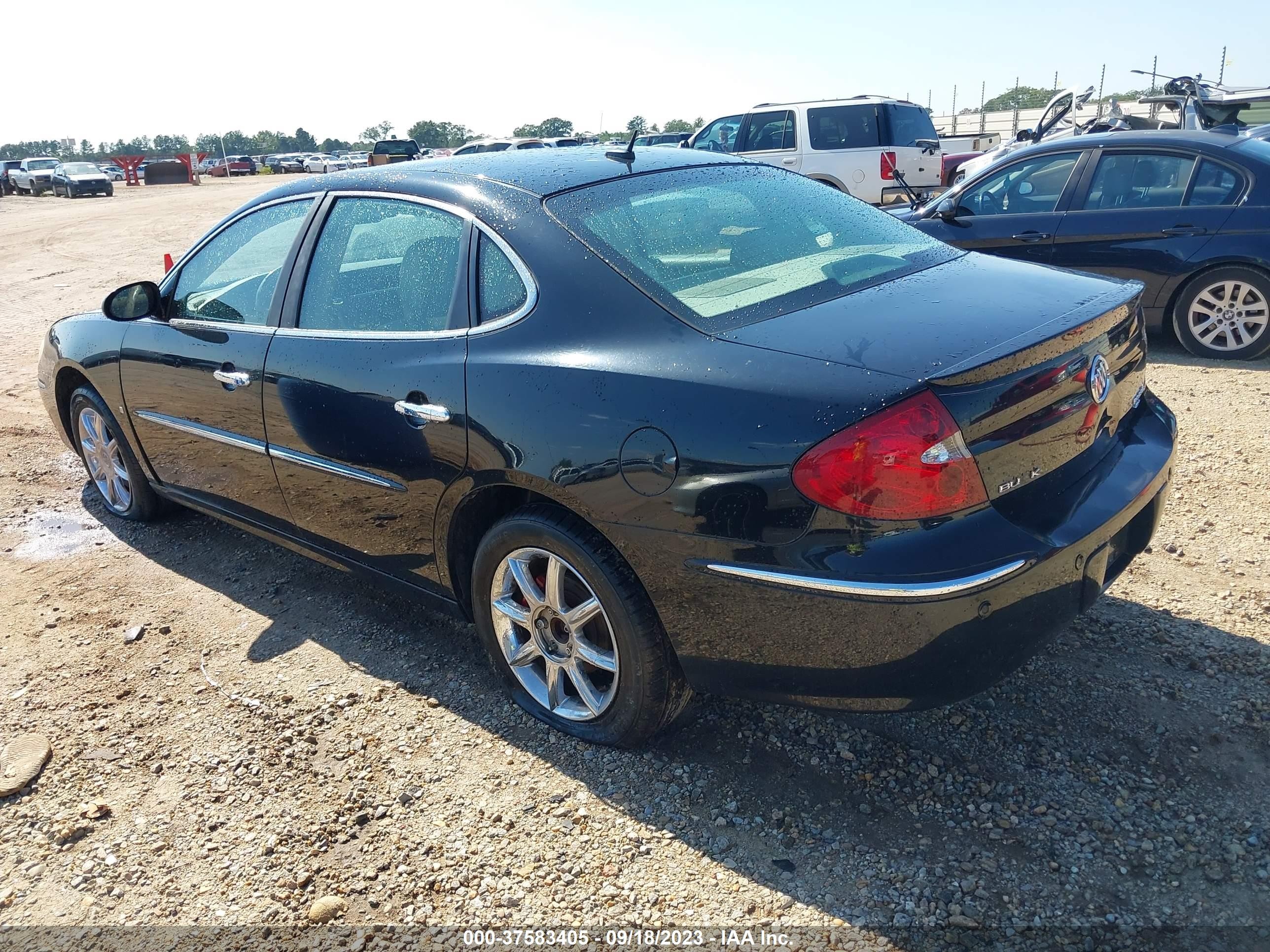 Photo 2 VIN: 2G4WD582X71137927 - BUICK LACROSSE 