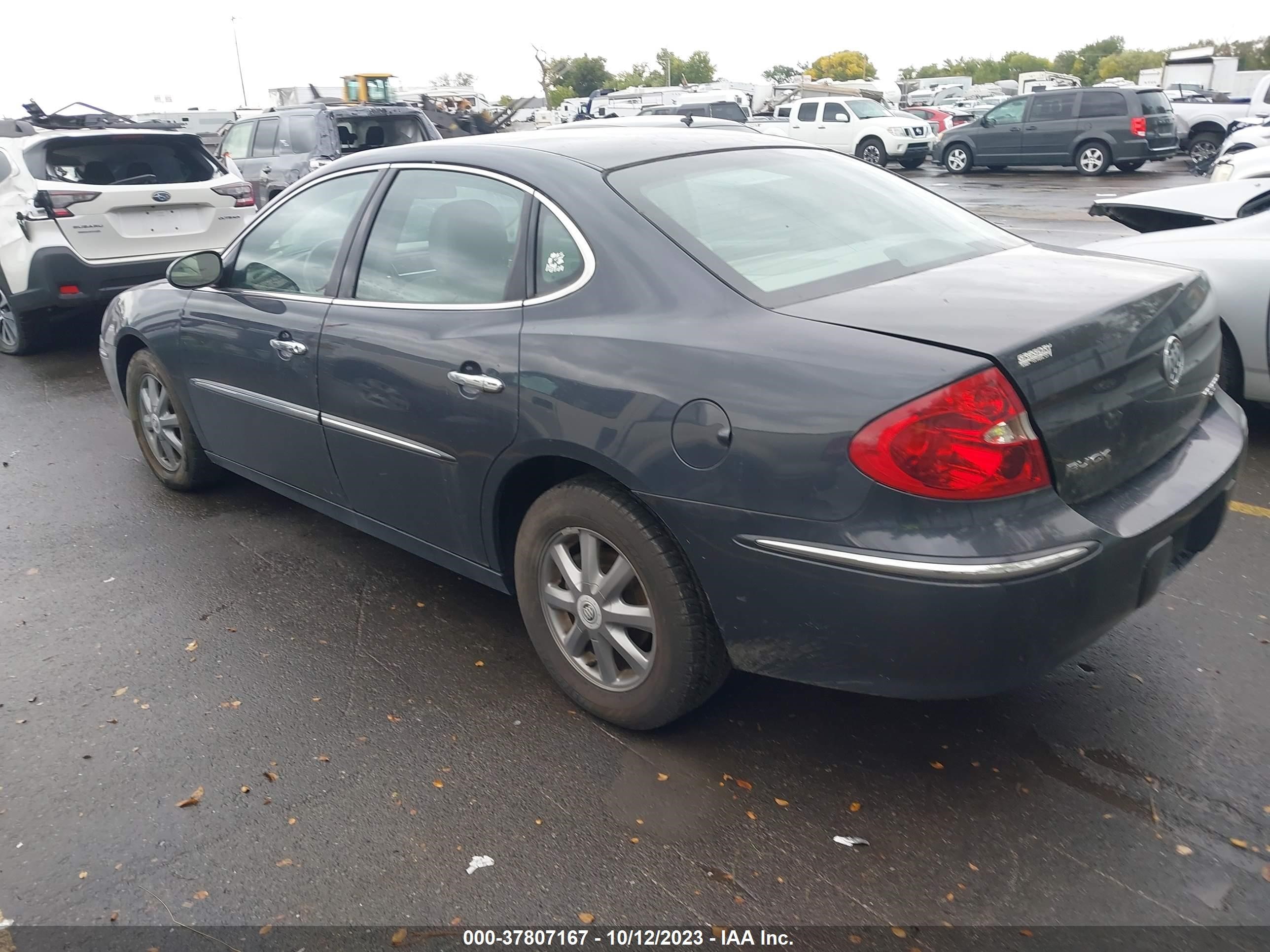 Photo 2 VIN: 2G4WD582X91119463 - BUICK LACROSSE 