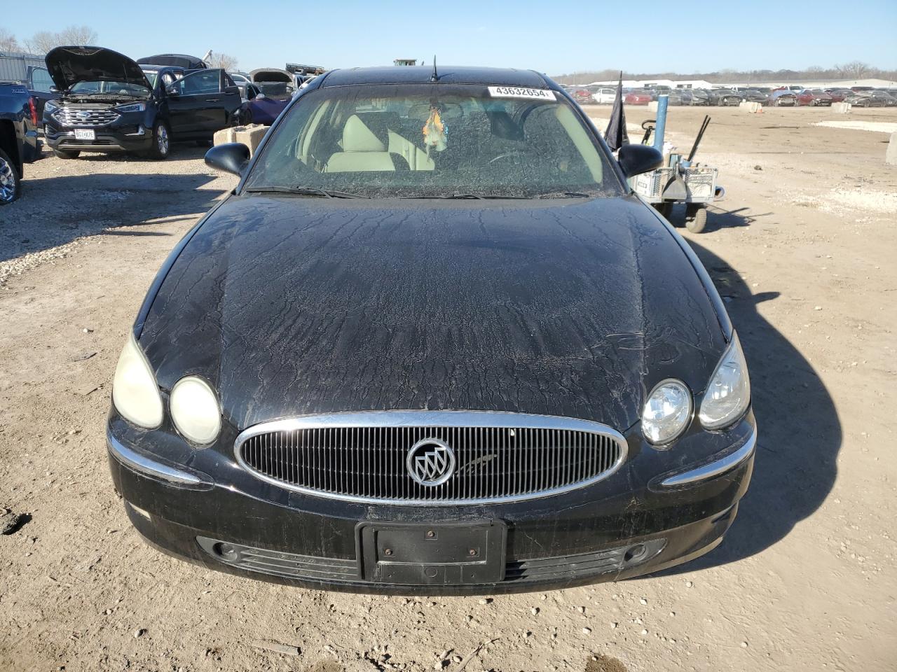 Photo 4 VIN: 2G4WE537051309752 - BUICK LACROSSE 