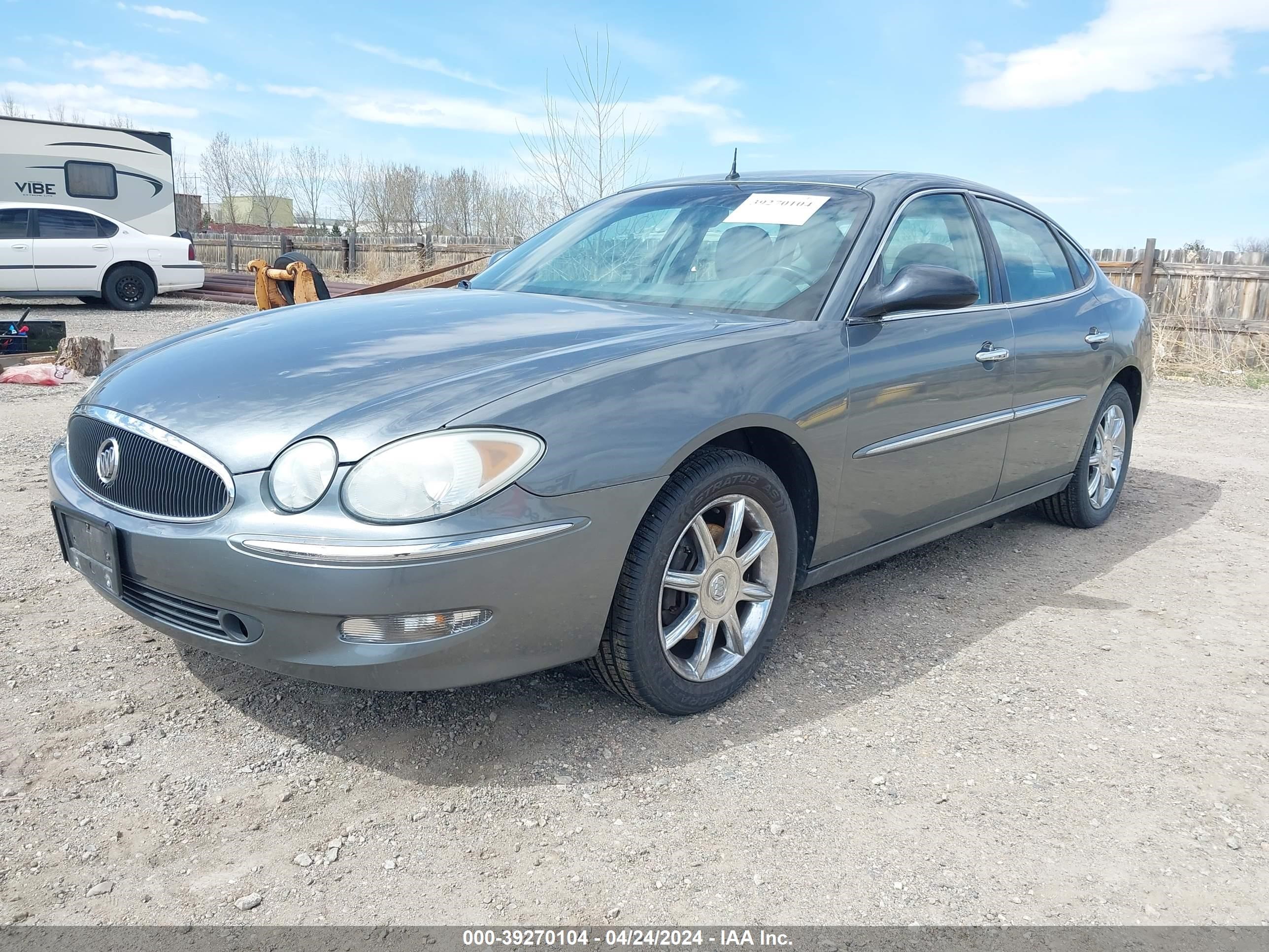 Photo 1 VIN: 2G4WE567851319215 - BUICK LACROSSE 