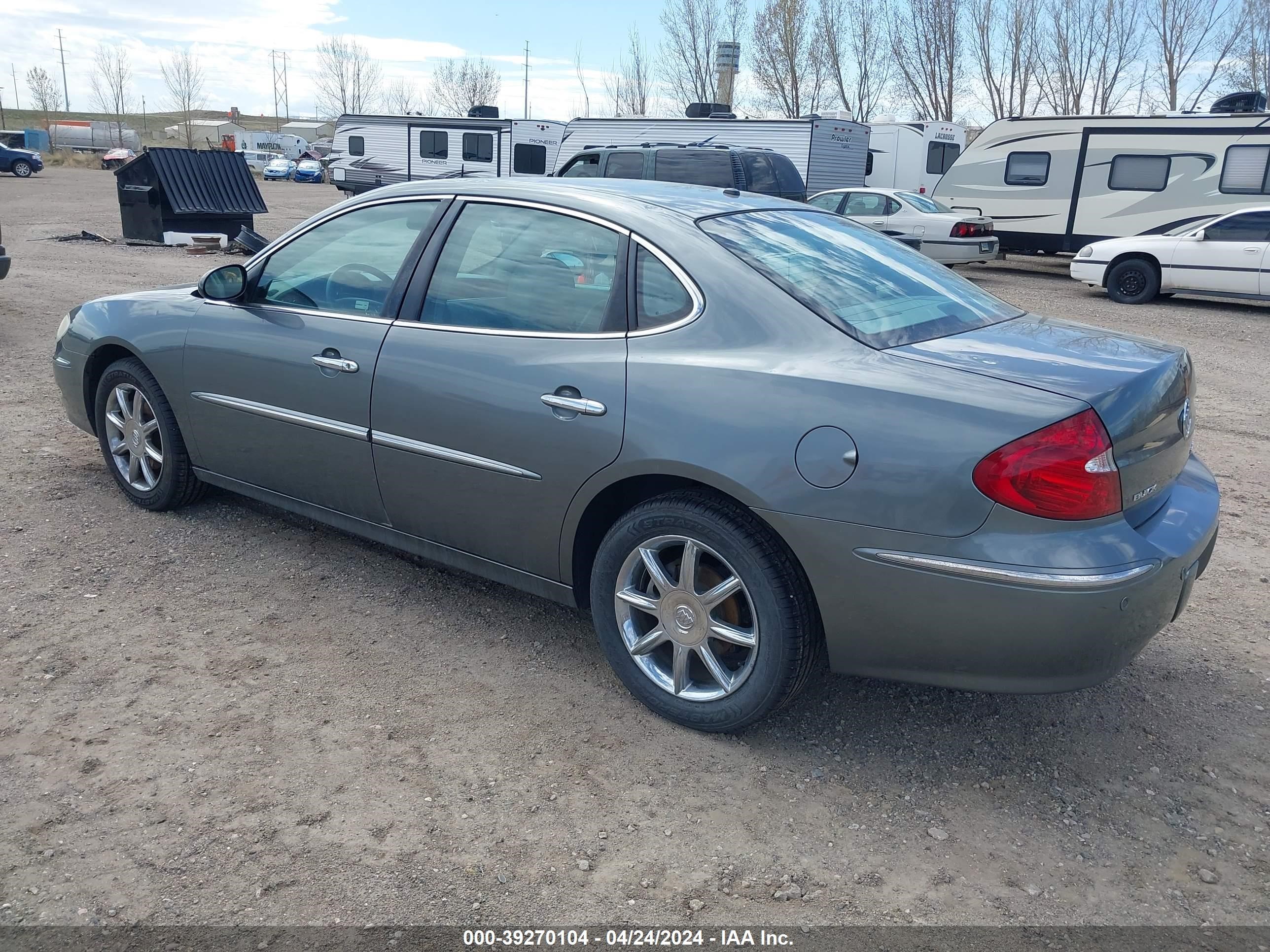 Photo 2 VIN: 2G4WE567851319215 - BUICK LACROSSE 