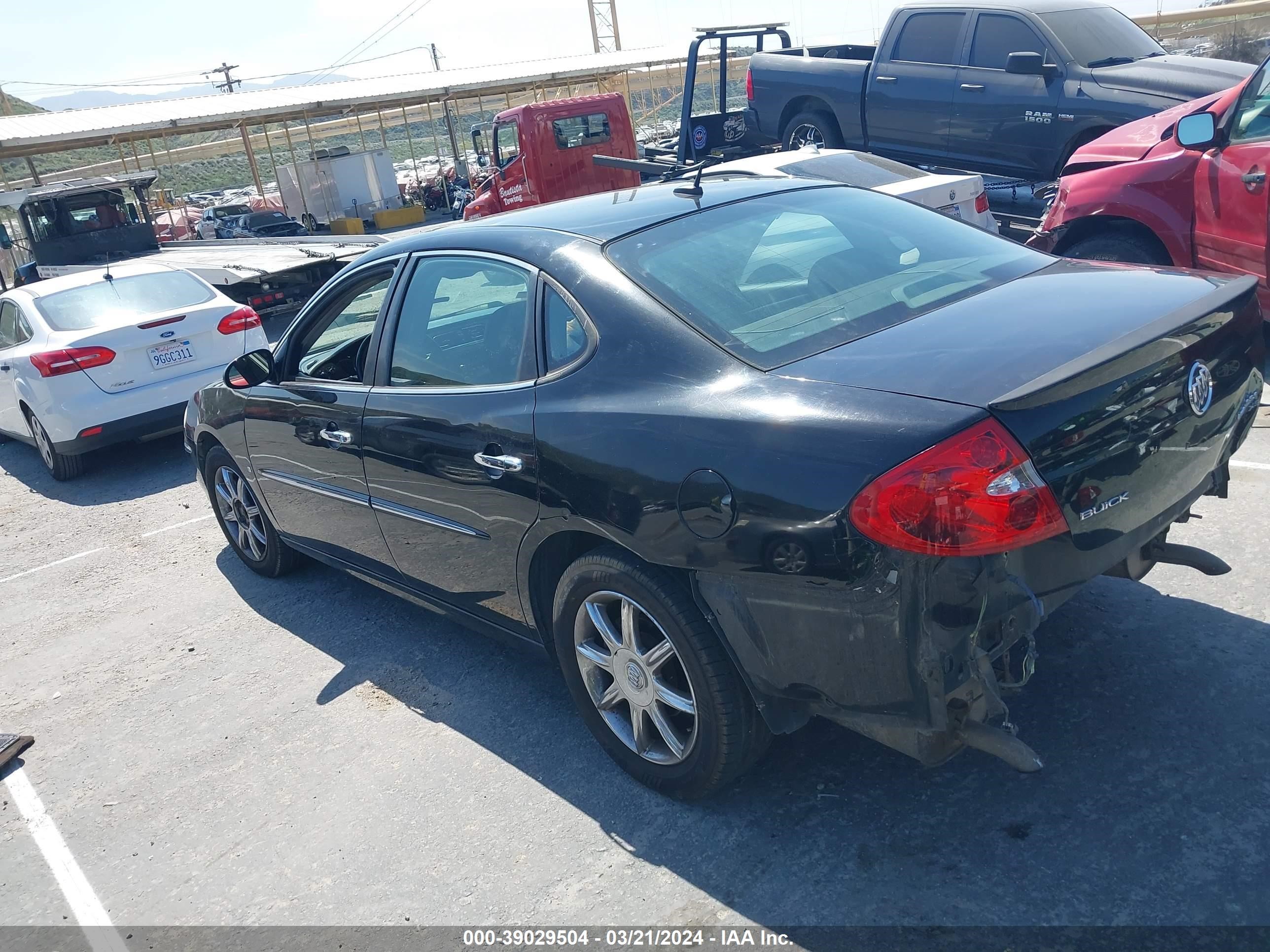 Photo 2 VIN: 2G4WE587471135261 - BUICK LACROSSE 