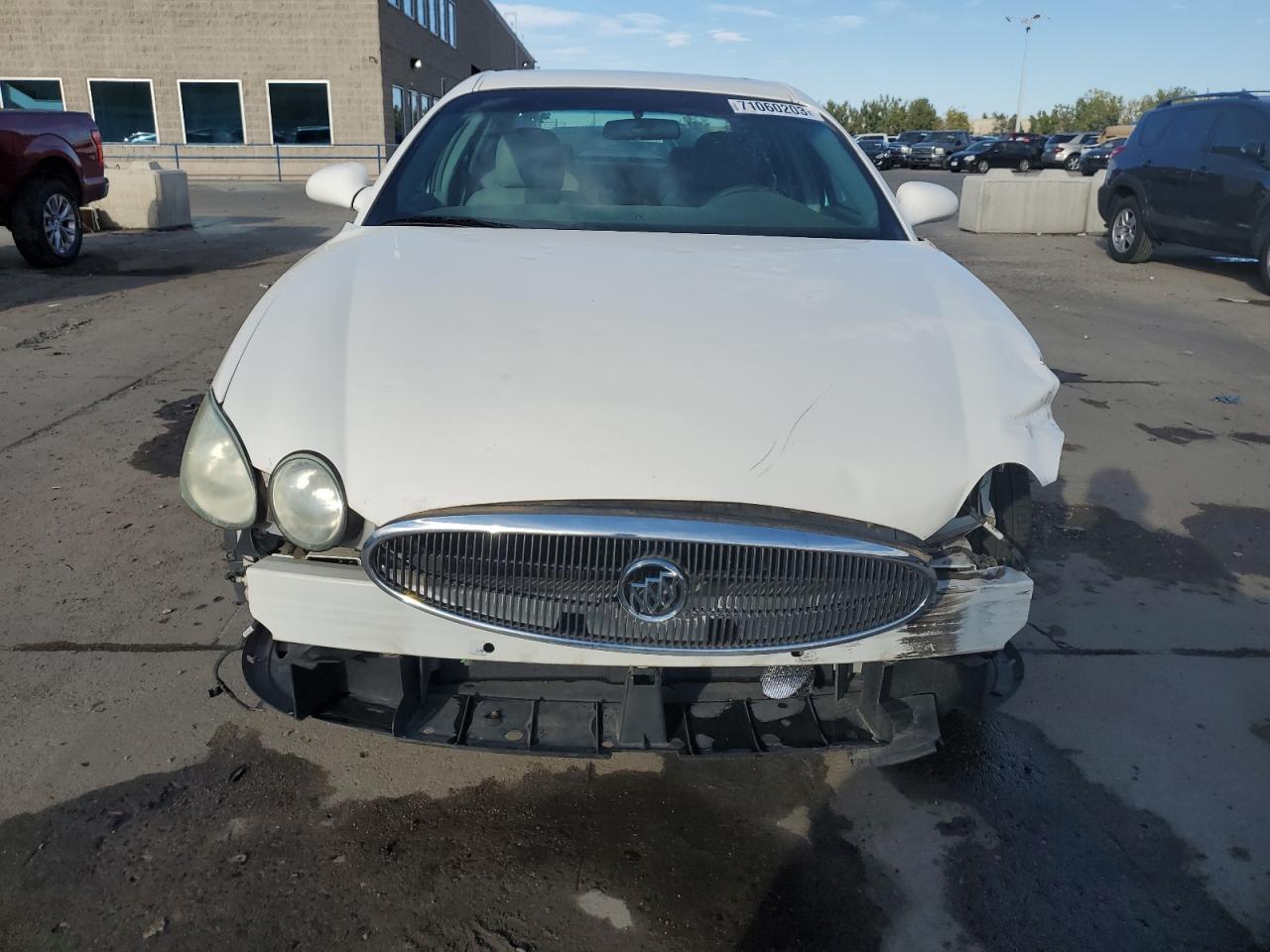 Photo 4 VIN: 2G4WE587X61279010 - BUICK LACROSSE 