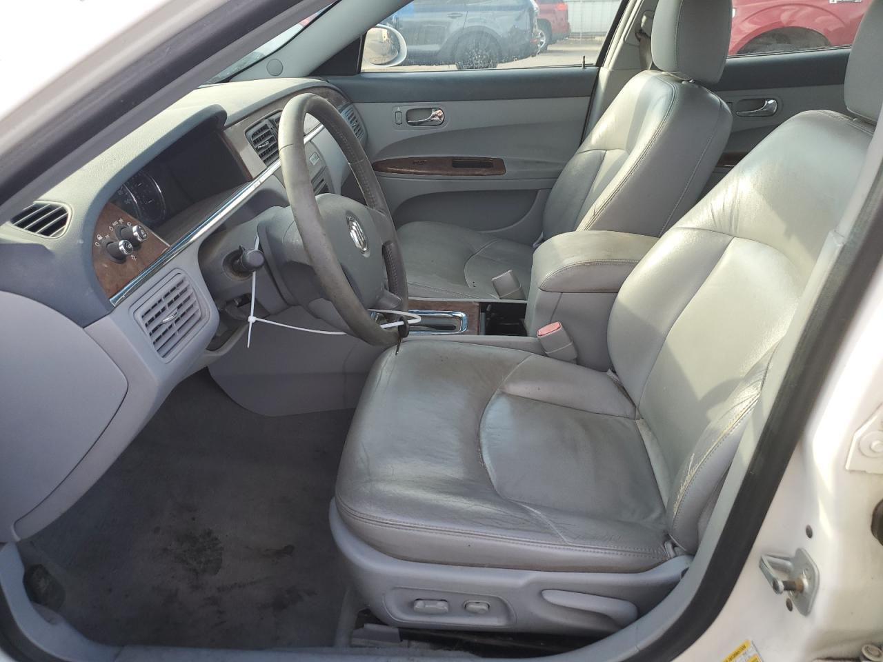 Photo 6 VIN: 2G4WE587X61279010 - BUICK LACROSSE 