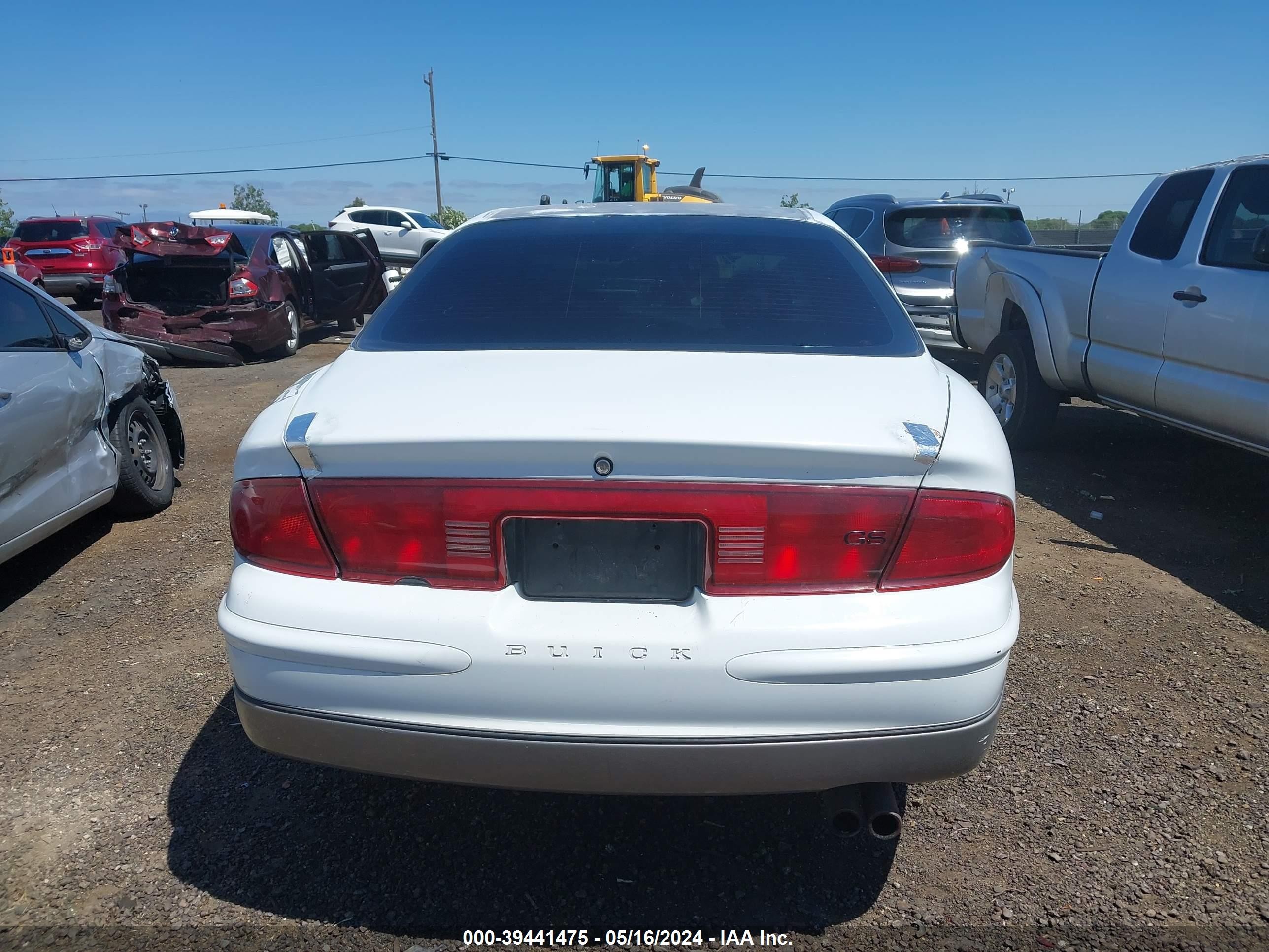 Photo 16 VIN: 2G4WF5215V1470091 - BUICK REGAL 