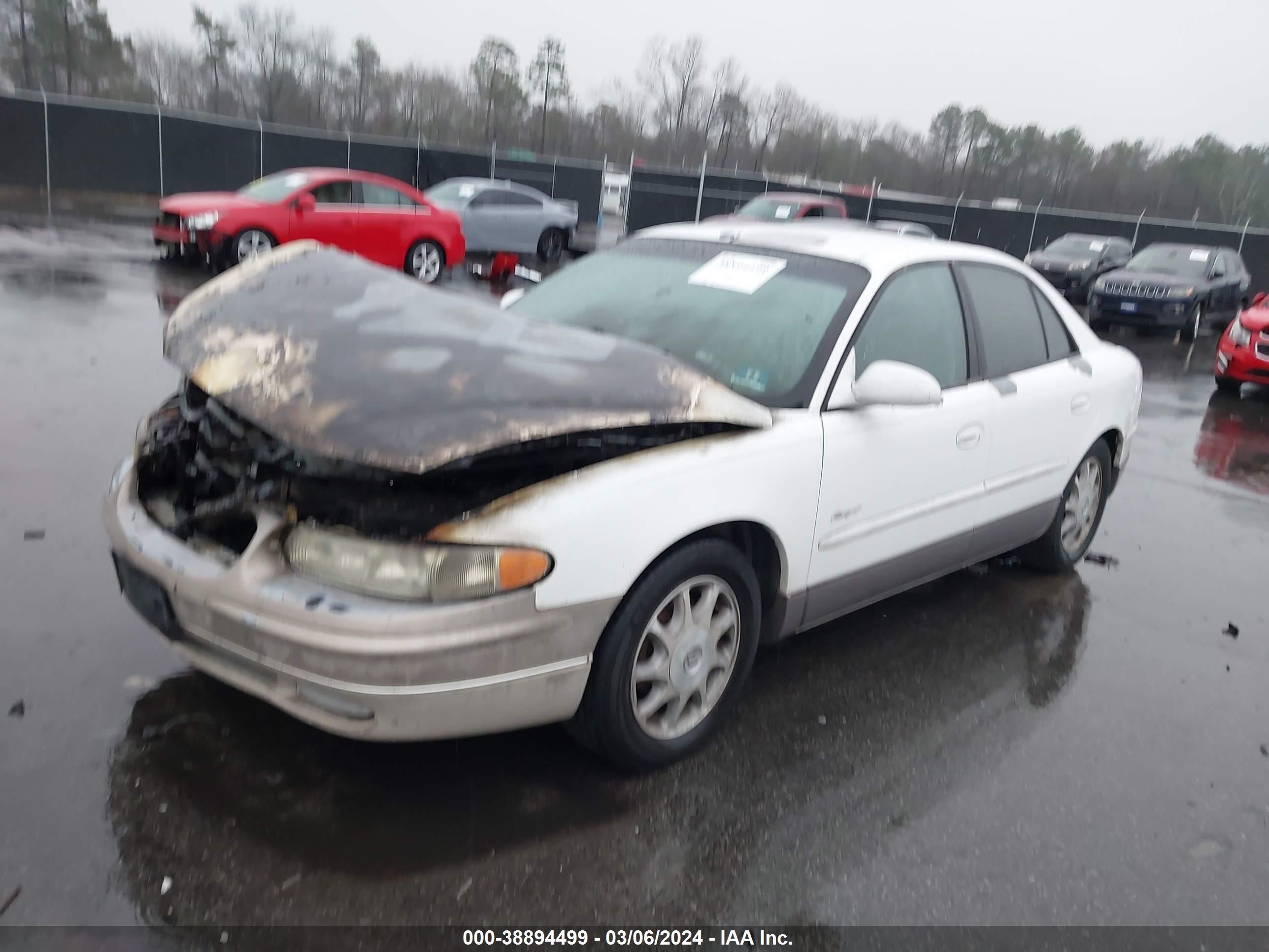 Photo 1 VIN: 2G4WF5218V1453379 - BUICK REGAL 