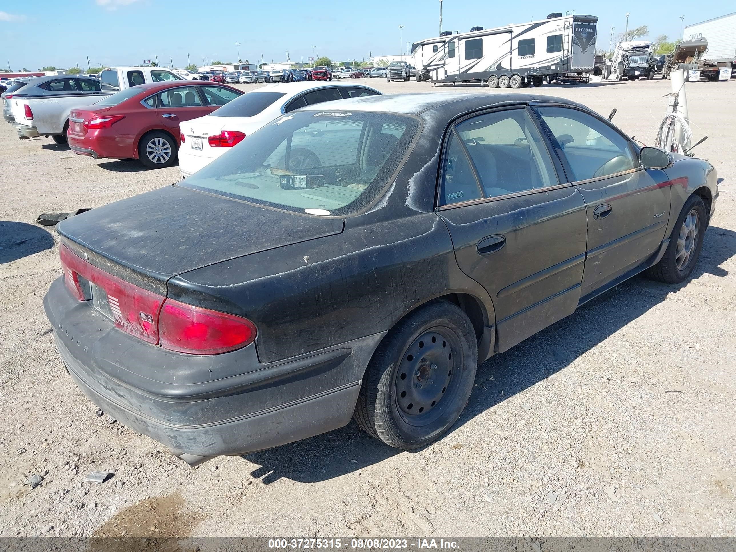 Photo 3 VIN: 2G4WF5218X1453952 - BUICK REGAL 