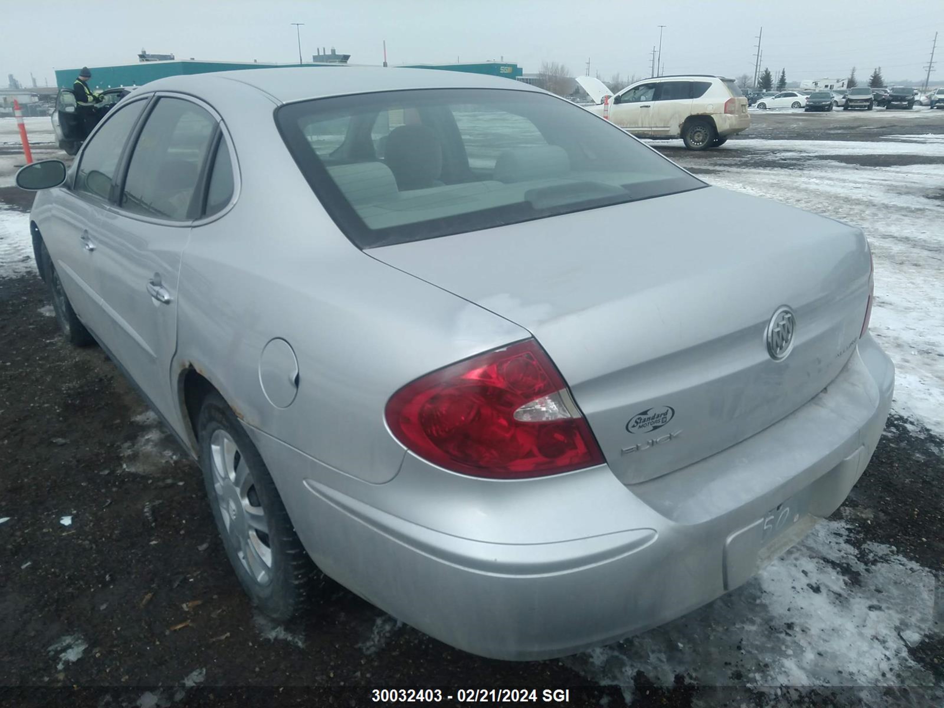 Photo 2 VIN: 2G4WF532751266514 - BUICK ALLURE 