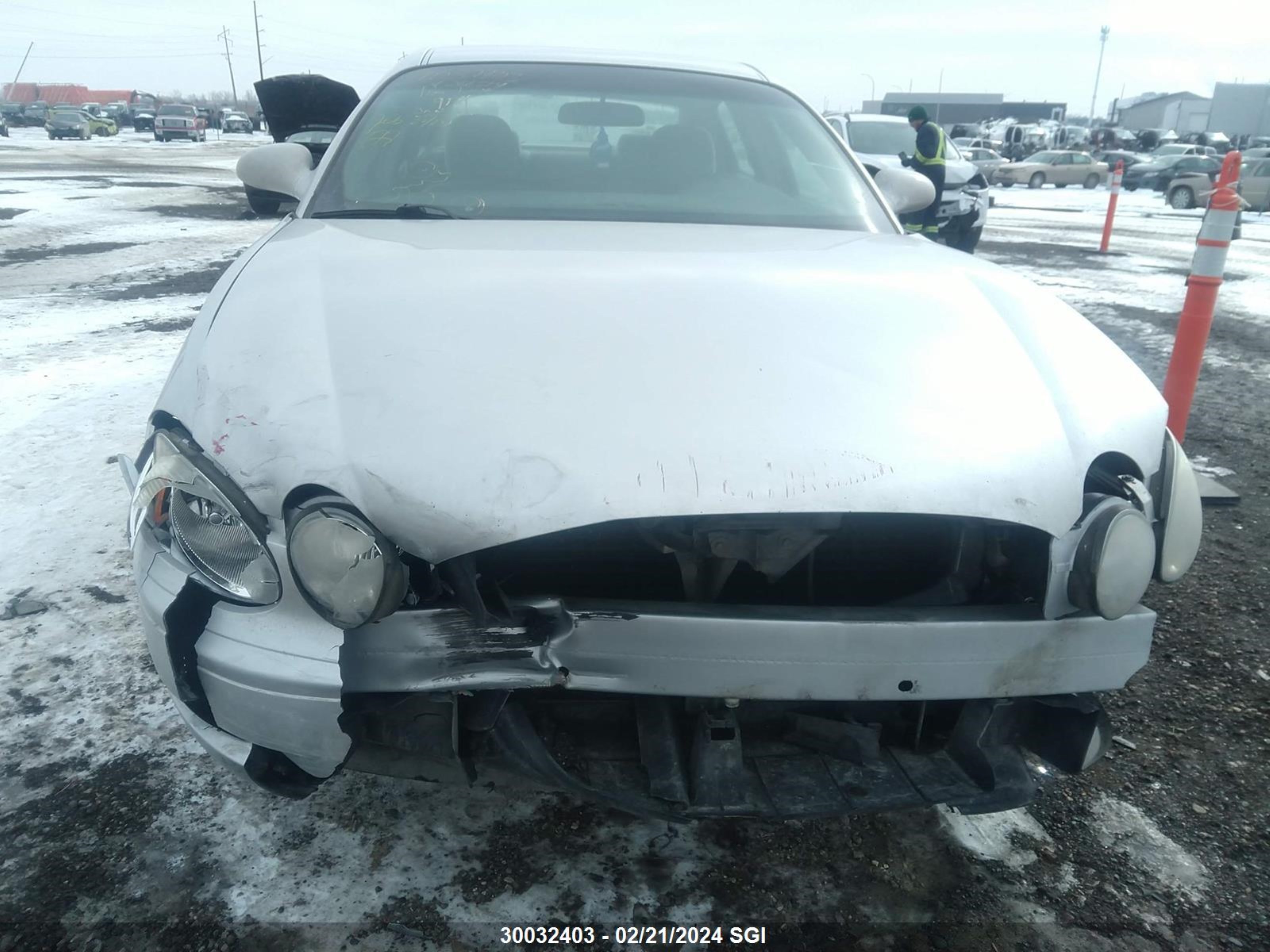 Photo 5 VIN: 2G4WF532751266514 - BUICK ALLURE 