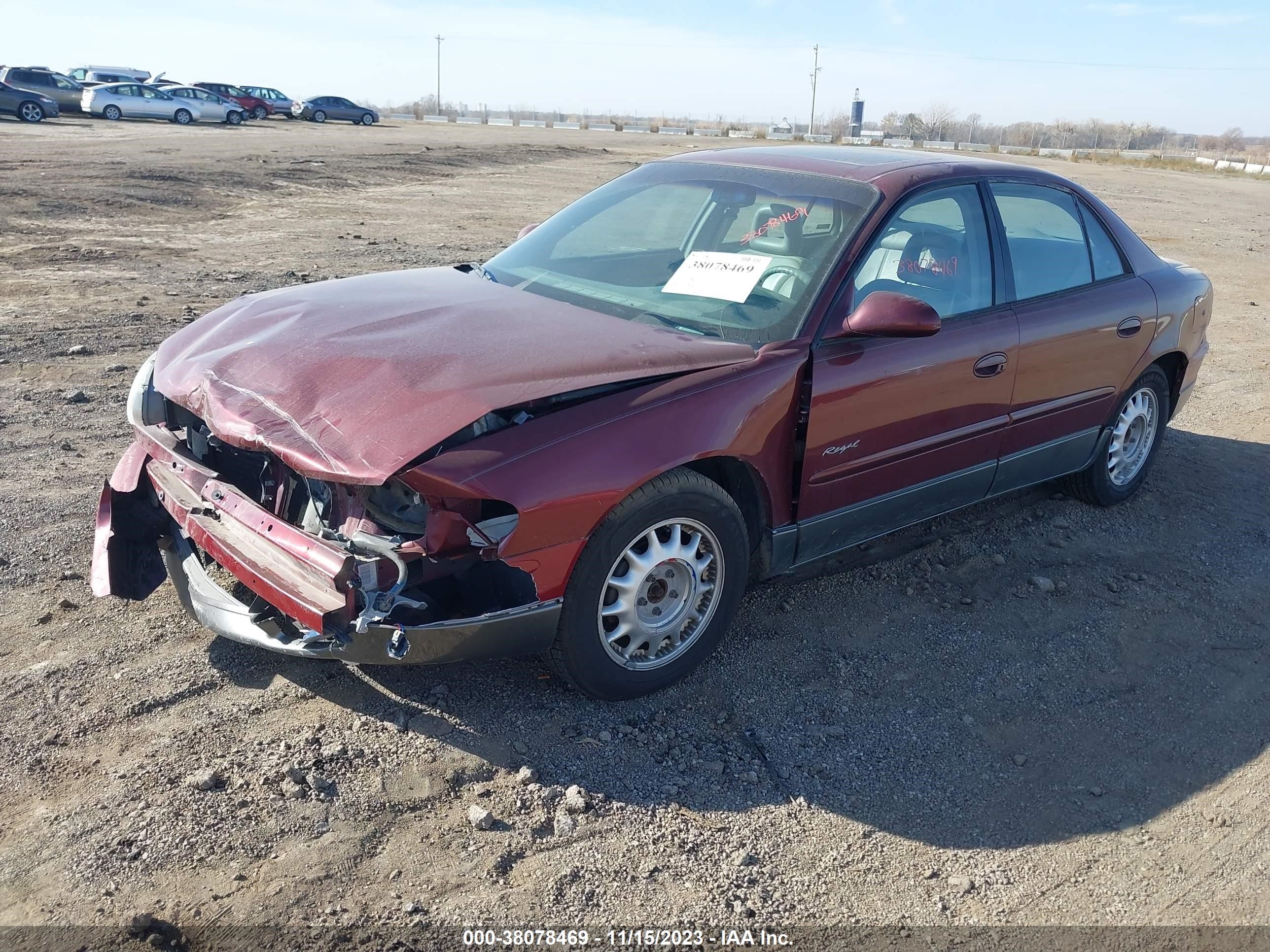 Photo 1 VIN: 2G4WF5513Y1140580 - BUICK REGAL 